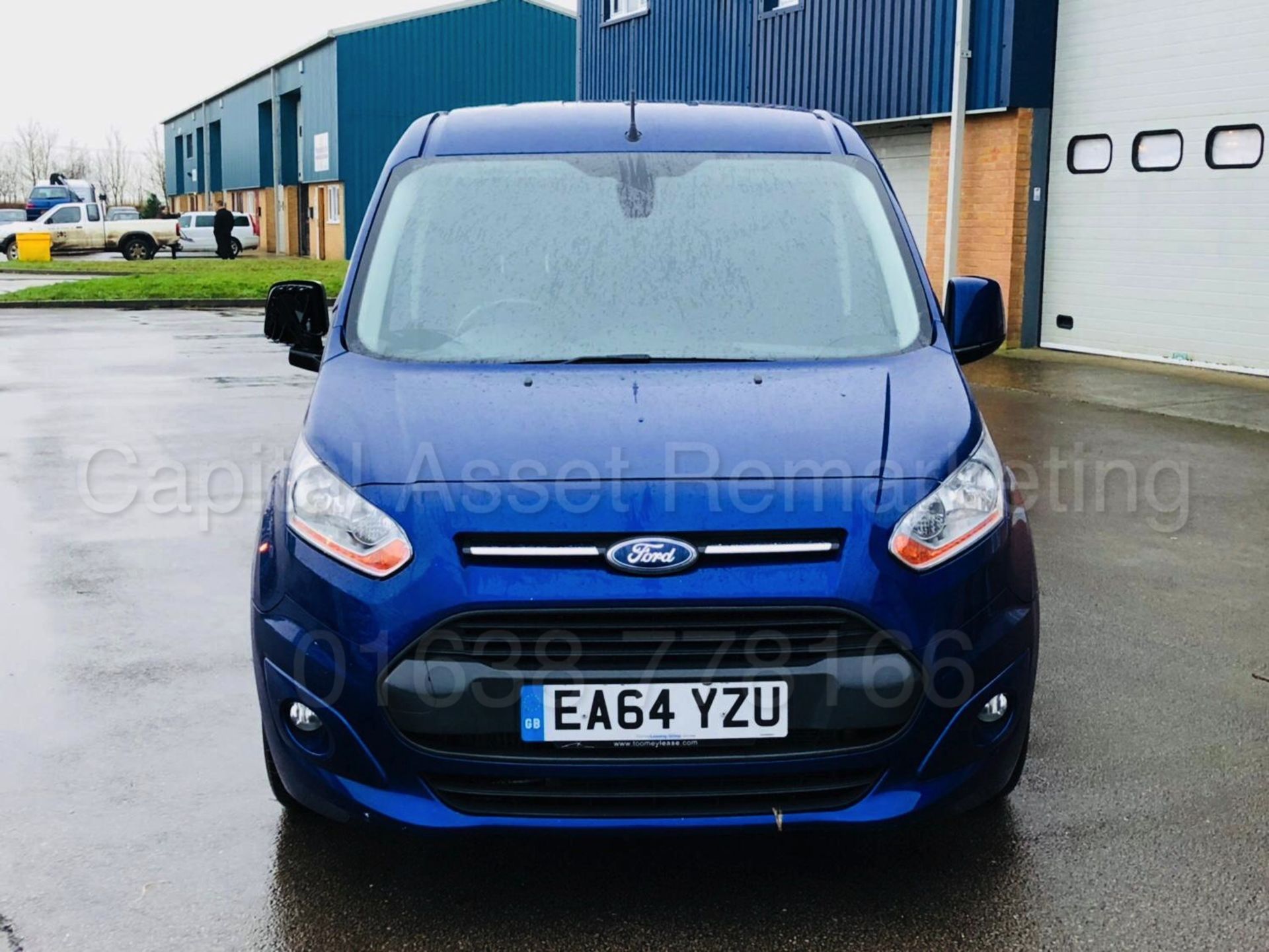 FORD TRANSIT CONNECT 'LIMITED' (2015 - FACELIFT MODEL) '1.6 TDCI - 115 PS - 6 SPEED' *A/C* (1 OWNER) - Image 8 of 28