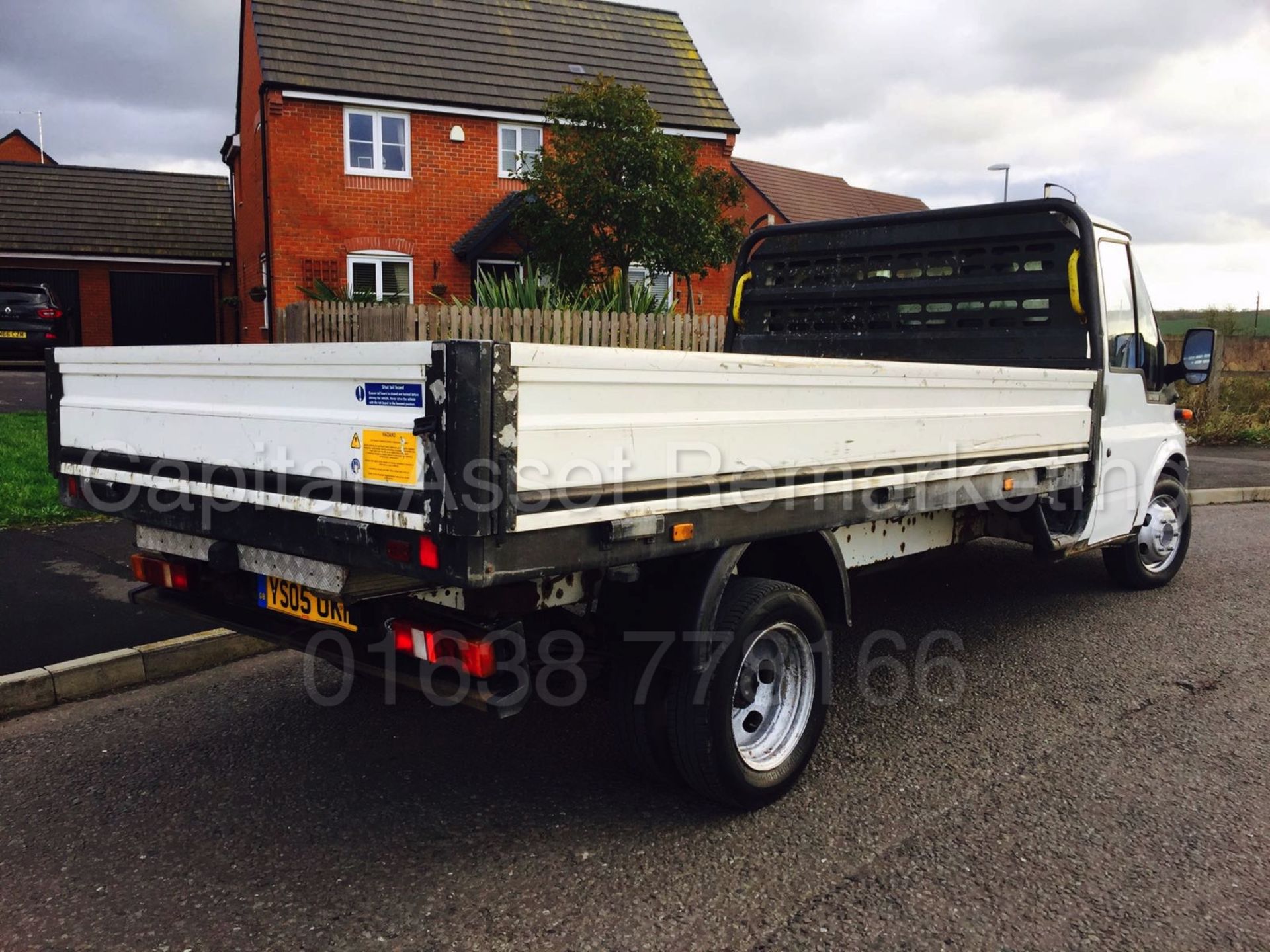 FORD TRANSIT 90 T350 'LWB - DROPSIDE' (2005 - 05 REG) '2.4 TDCI - 5 SPEED' (NO VAT - SAVE 20%) - Image 6 of 14