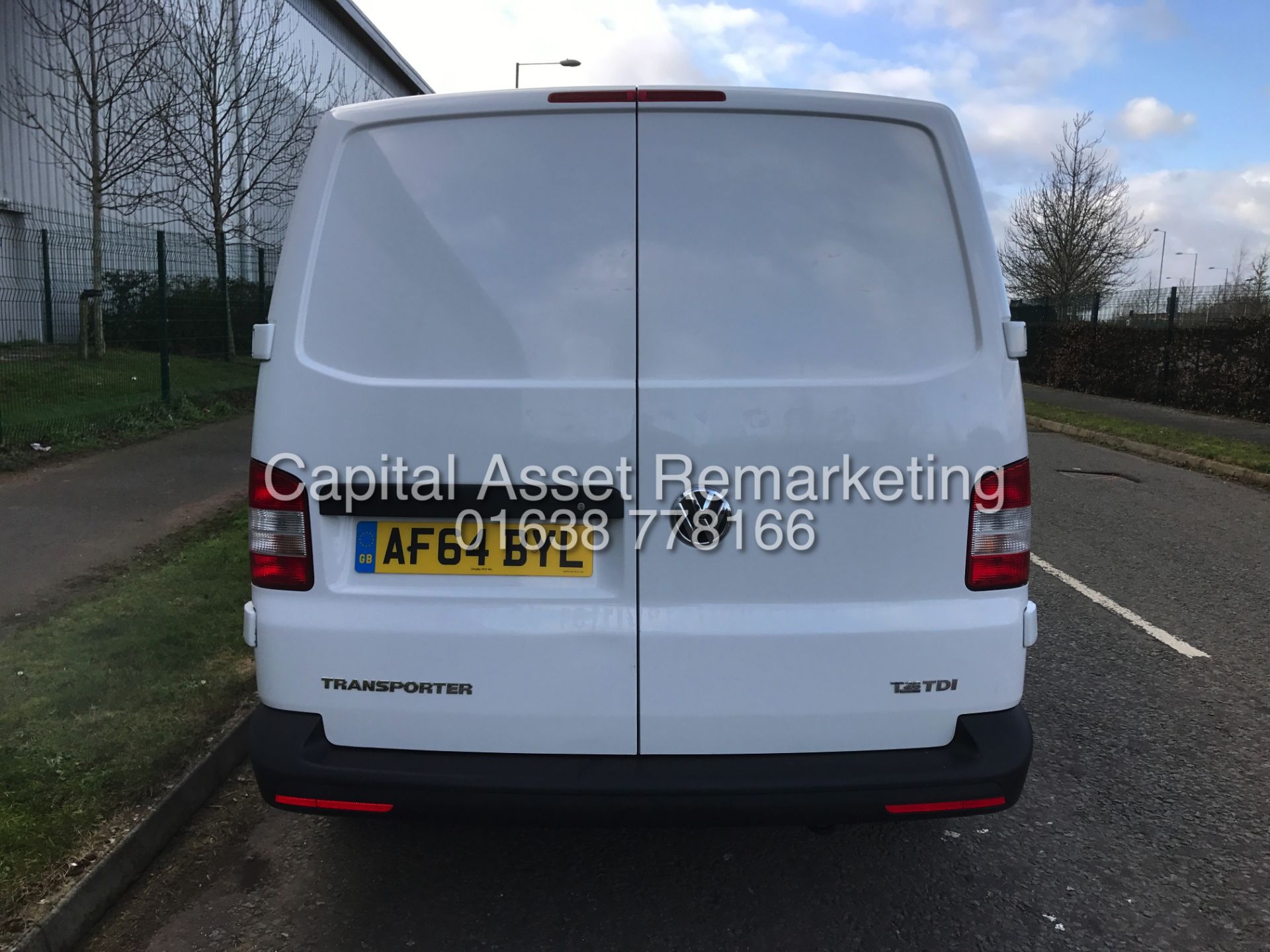 VOLKSWAGEN TRANSPORTER 2.0TDI "102" SWB - 64 REG - 1 OWNER - FSH - ELEC PACK - NICE VAN!!! - Image 5 of 18