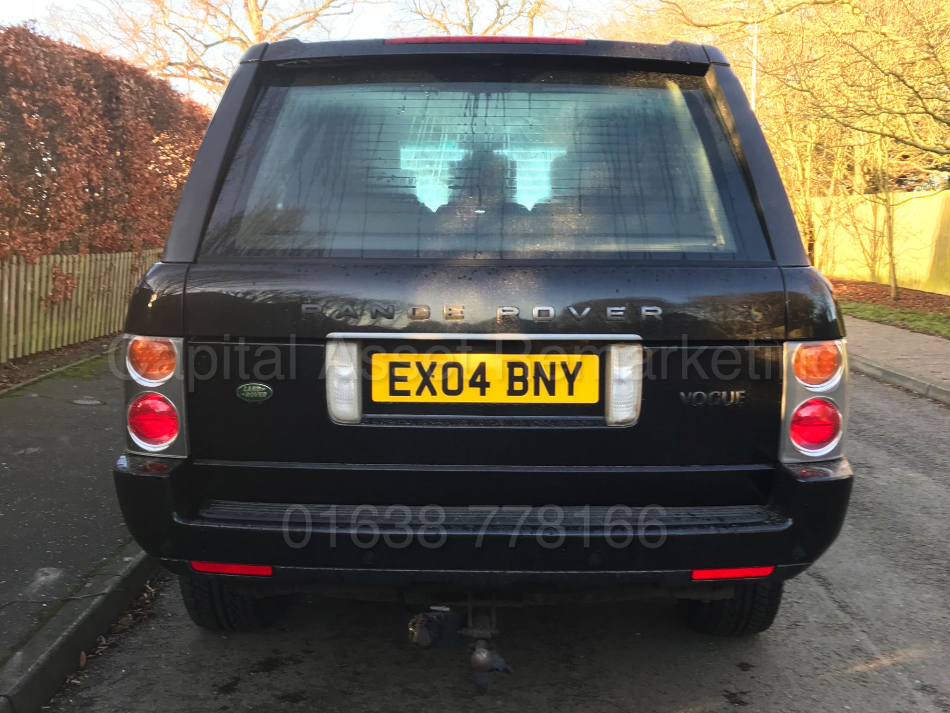 (On Sale) RANGE ROVER VOGUE (2004) '4.4 V8 - 285 BHP - AUTO - LEATHER - SAT NAV' (NO VAT - SAVE 20%) - Image 8 of 31