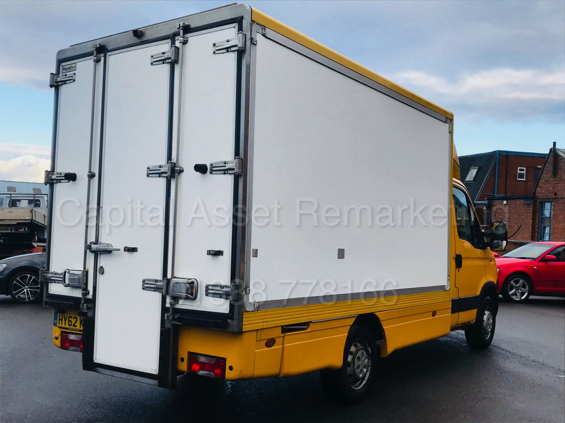 IVECO DAILY 35S13 'FRIDGE / CHILLER BOX' (2013 MODEL) '2.3 DIESEL - 127 BHP - 6 SPEED' (1 OWNER) - Image 6 of 23