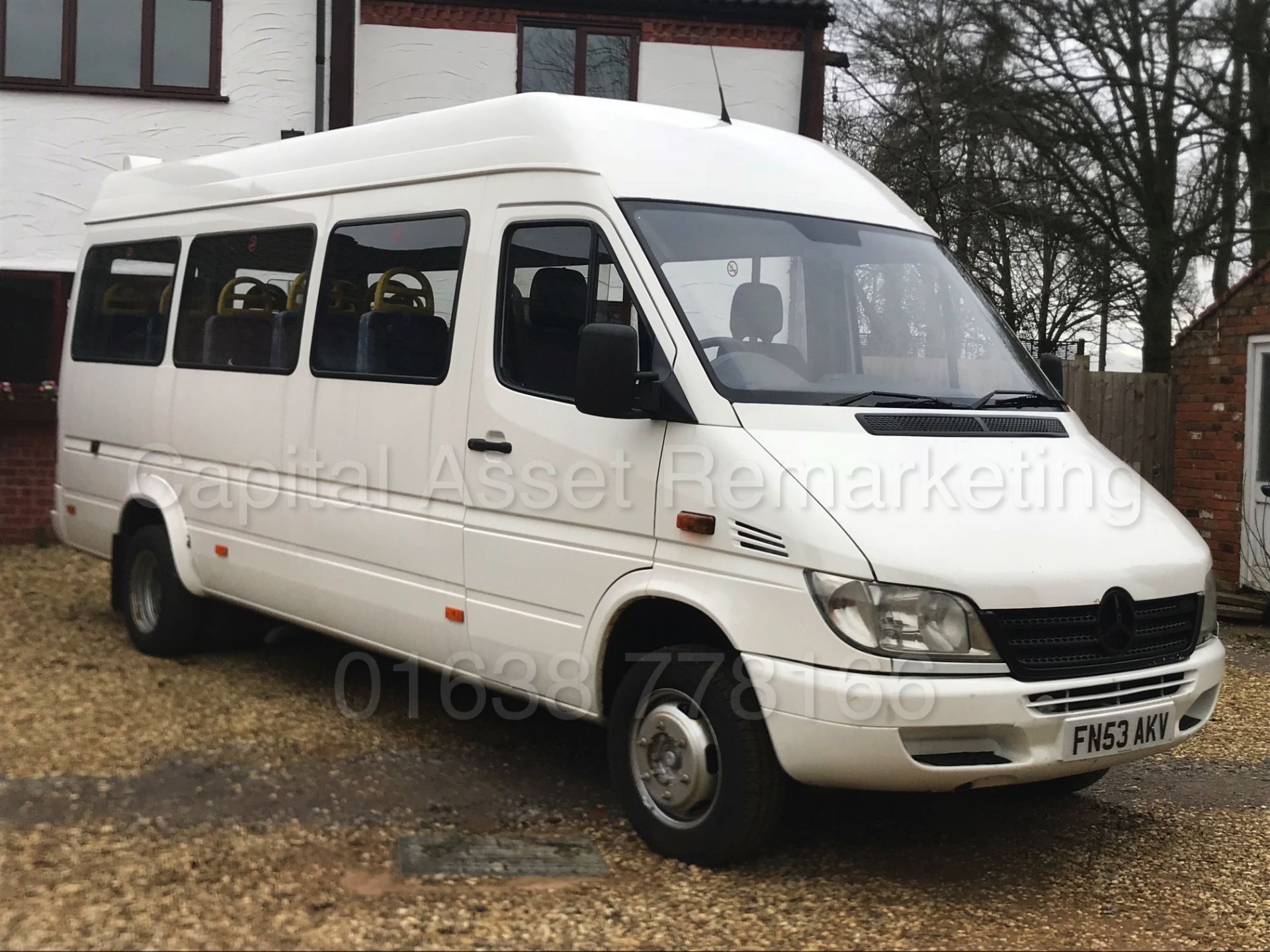 (ON SALE) MERCEDES-BENZ 411 CDI 'LWB - 16 SEATER MINI-BUS' (2004 MODEL) 'COACH INTERIOR' WHEEL CHAIR - Image 9 of 25
