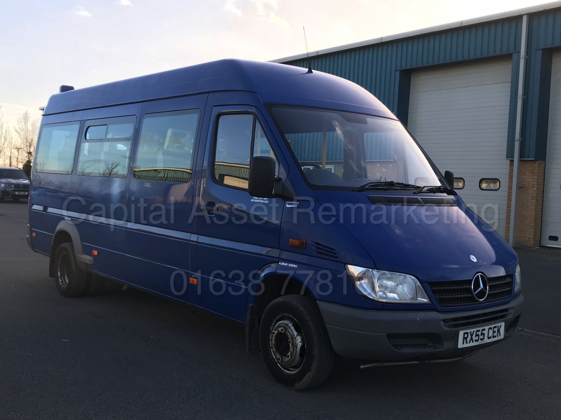 (On Sale) MERCEDES SPRINTER 411 CDI '16 SEATER BUS' (2006 MODEL) 'COACH INTERIOR -CHAIR LIFT' *COIF*