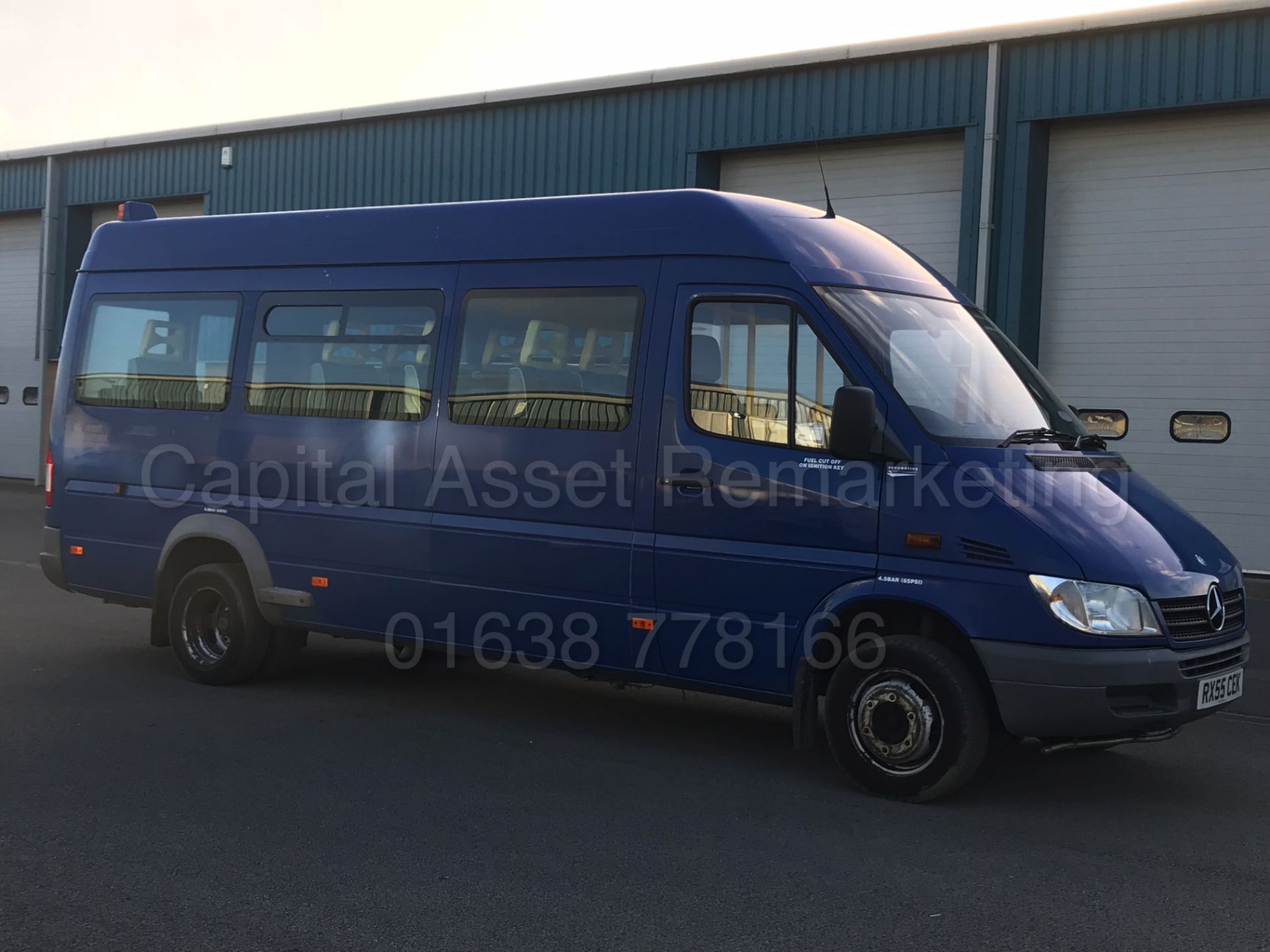 (On Sale) MERCEDES SPRINTER 411 CDI '16 SEATER BUS' (2006 MODEL) 'COACH INTERIOR -CHAIR LIFT' *COIF* - Image 2 of 29