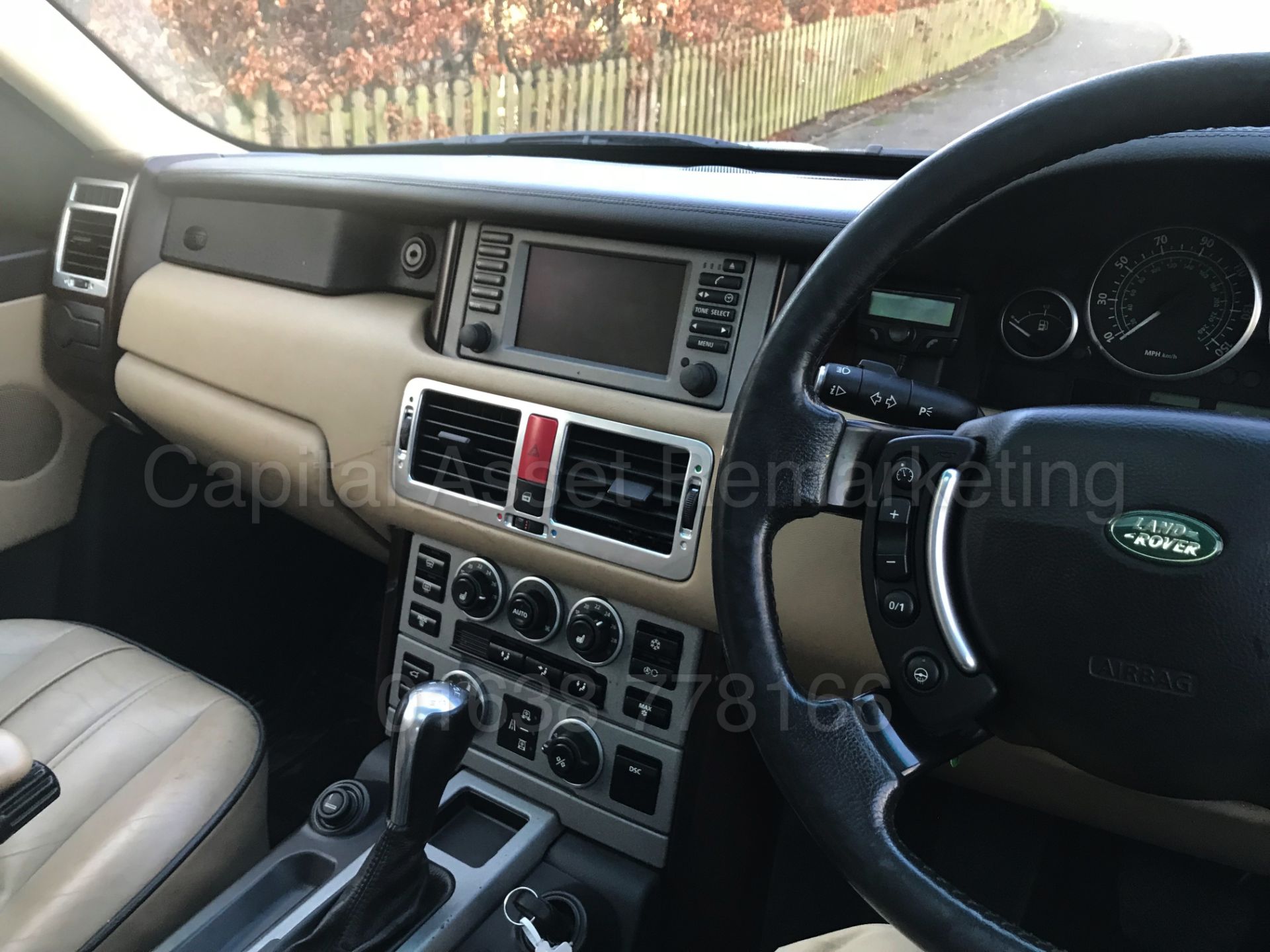 (On Sale) RANGE ROVER VOGUE (2004) '4.4 V8 - 285 BHP - AUTO - LEATHER - SAT NAV' (NO VAT - SAVE 20%) - Image 22 of 31