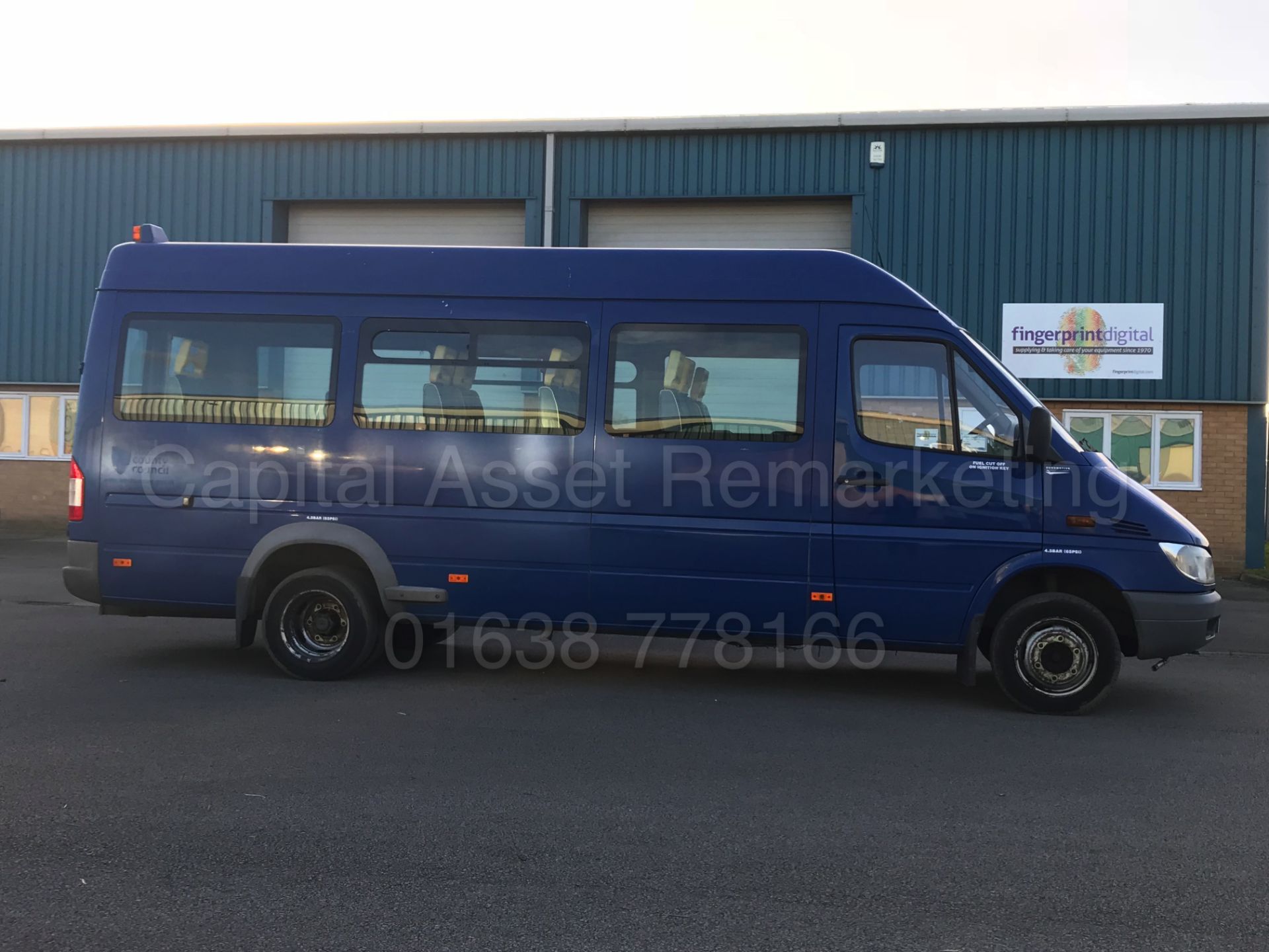 (On Sale) MERCEDES SPRINTER 411 CDI '16 SEATER BUS' (2006 MODEL) 'COACH INTERIOR -CHAIR LIFT' *COIF* - Image 10 of 29