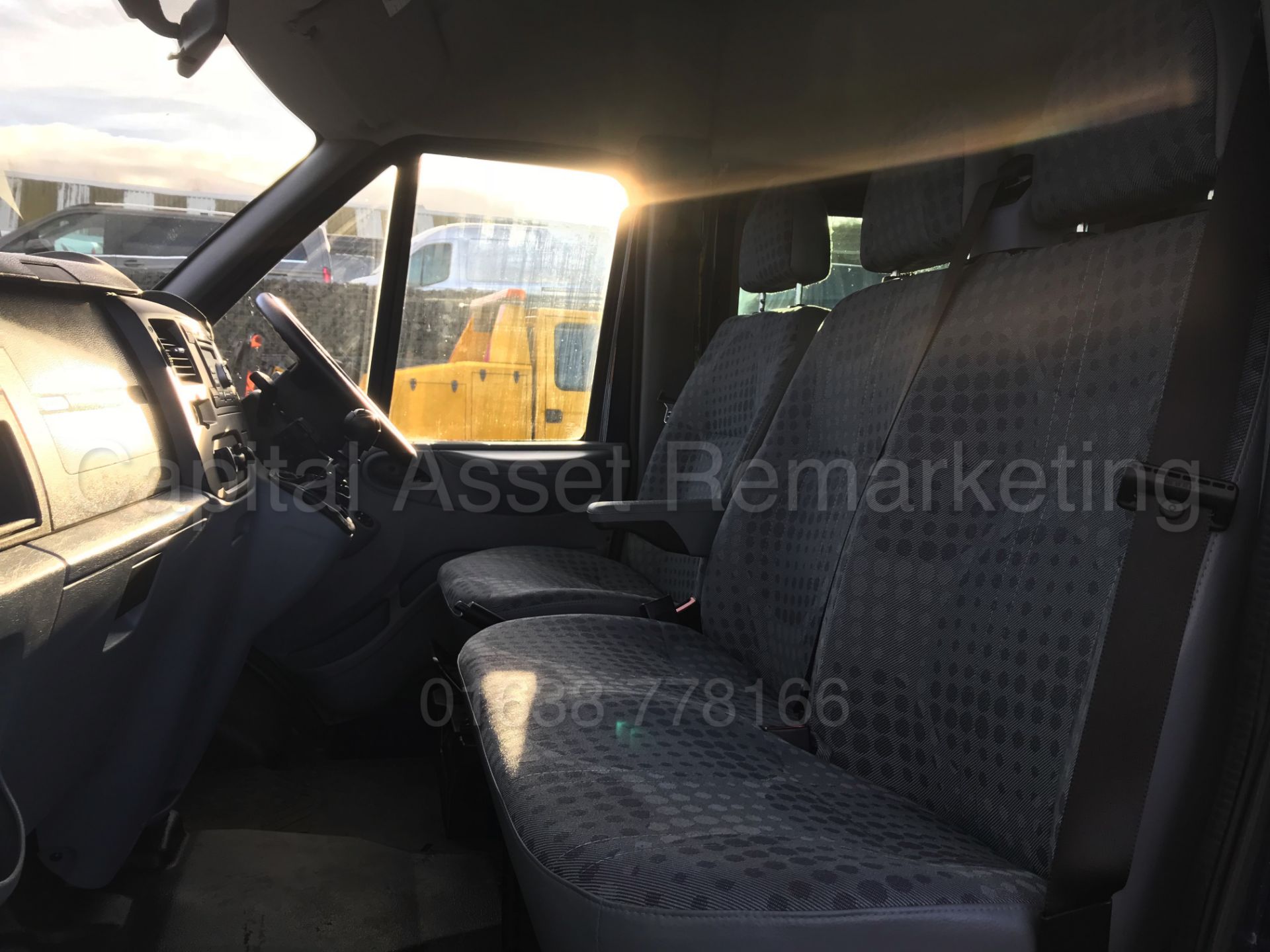 (On Sale) FORD TRANSIT 135 T430 'XLWB -17 SEATER MINI-BUS' (2014 MODEL) '1 OWNER' *5,000 MILES ONLY* - Image 19 of 36