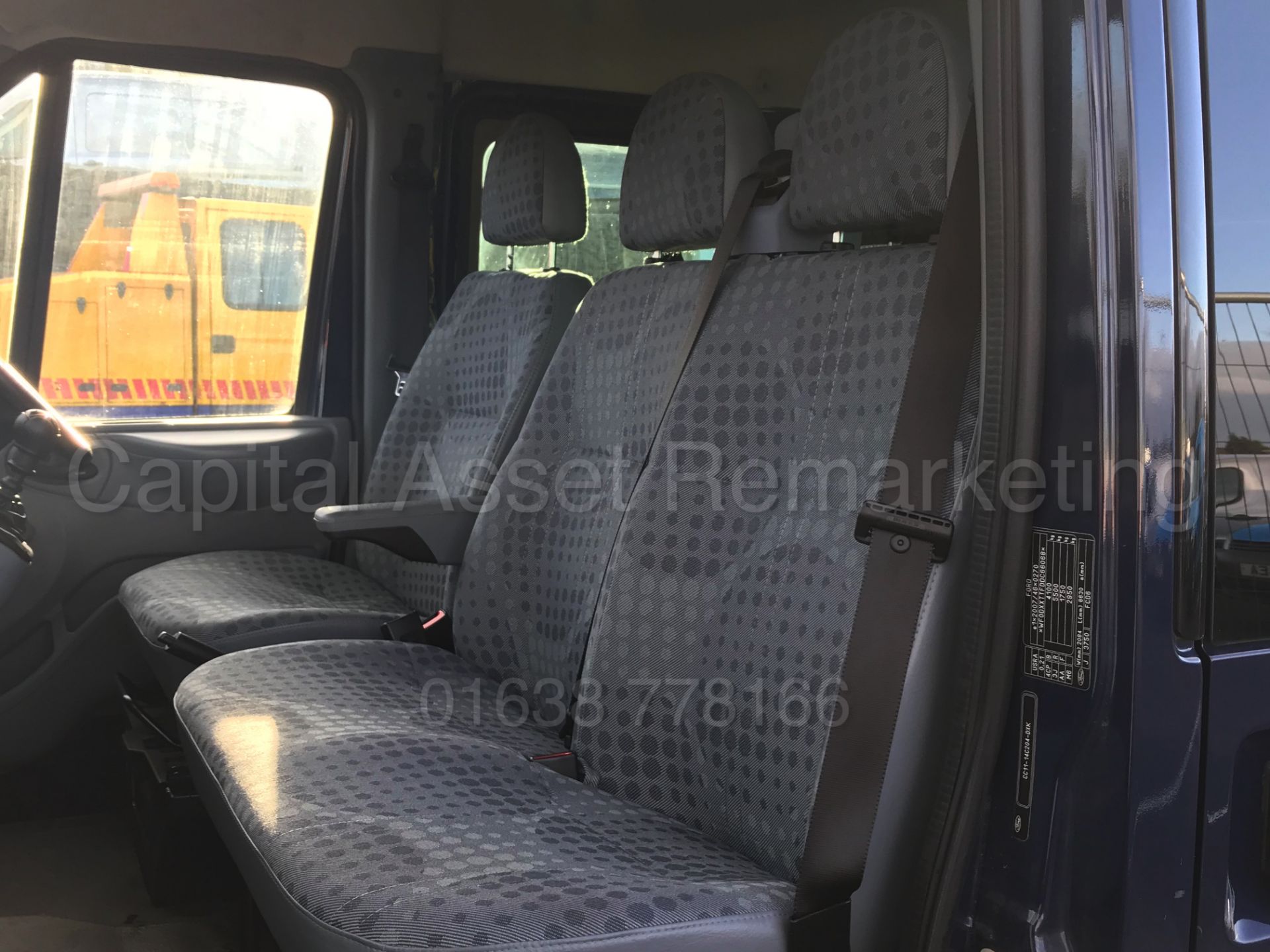 (On Sale) FORD TRANSIT 135 T430 'XLWB -17 SEATER MINI-BUS' (2014 MODEL) '1 OWNER' *5,000 MILES ONLY* - Image 18 of 36