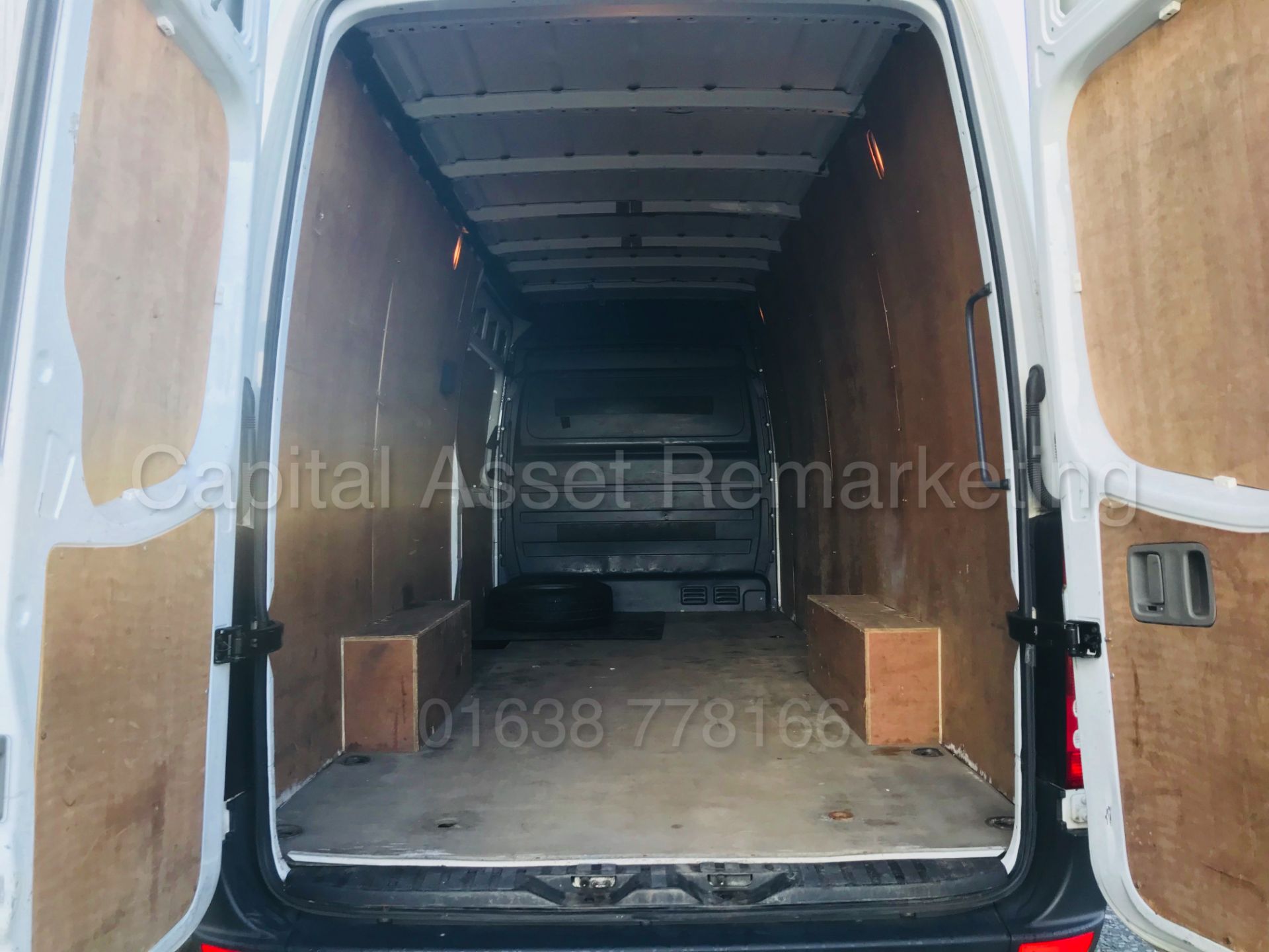 (ON SALE) MERCEDES-BENZ SPRINTER 313 CDI 'LWB HI-ROOF' (2014 MODEL) '130 BHP -6 SPEED'CRUISE CONTROL - Image 15 of 25