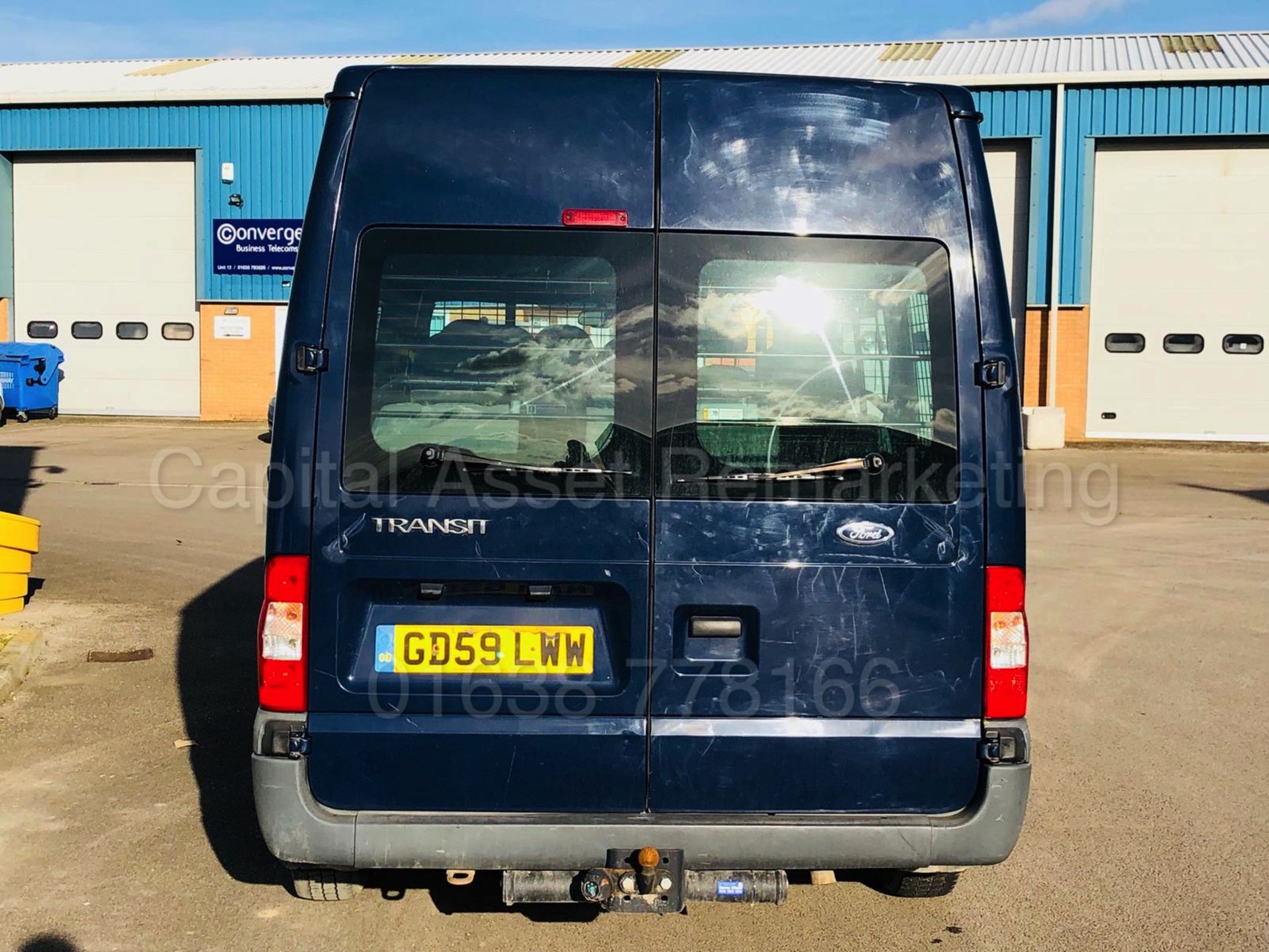 FORD TRANSIT 'TREND EDITION' 115 T300 'MW - 9 SEATER BUS' (2010) '2.2 TDCI - 115 PS - 6 SPEED' - Image 4 of 29