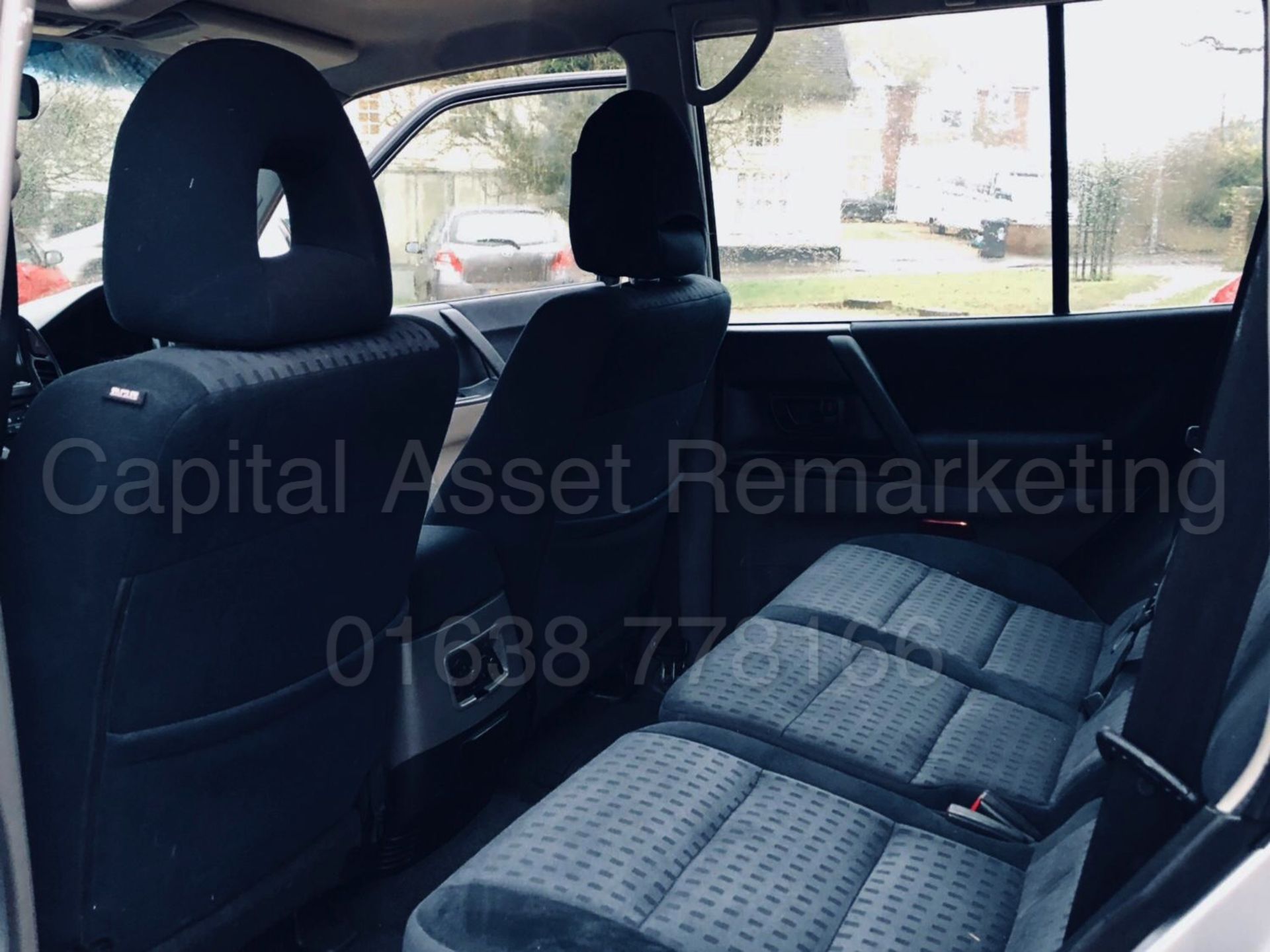 MITSUBISHI SHOGUN 'EQUIPPE' LWB (2004) '3.2 DI-D - AUTO' *AIR CON - 7 SEATER* (NO VAT) - Bild 25 aus 28