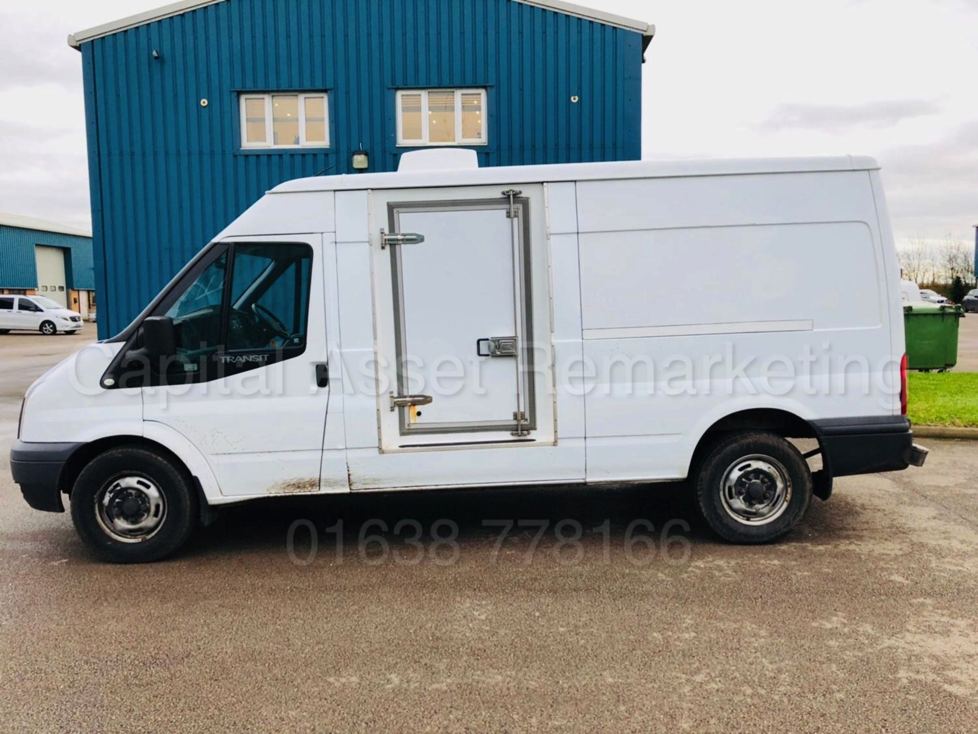 FORD TRANSIT 125 T350 'LWB - FRIDGE / FREEZER VAN' (2014 MODEL) '2.2 TDCI - 125 BHP - 6 SPEED' - Image 2 of 23