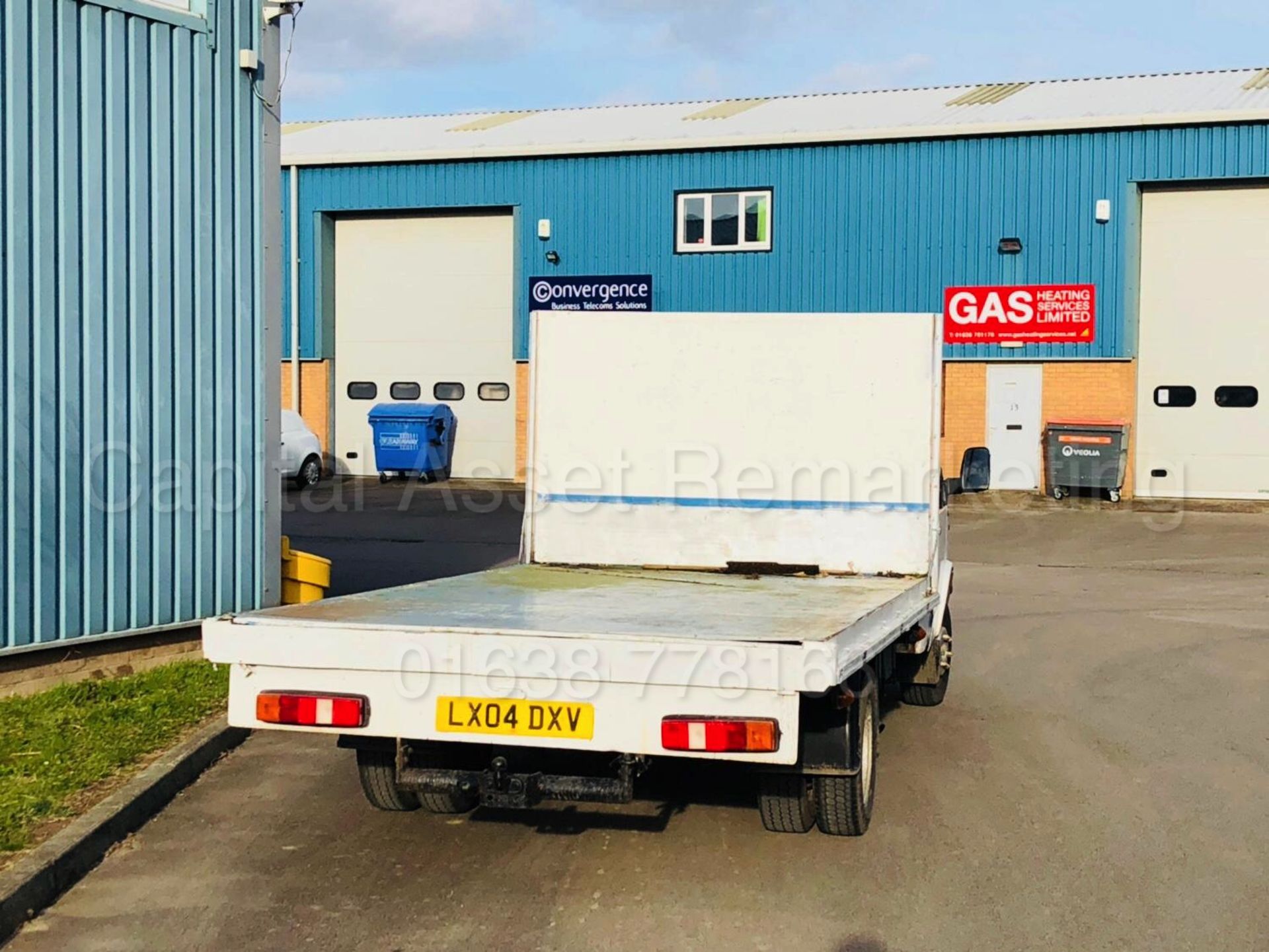 (On Sale) LDV CONVOY 400 'LWB - FLATBED TRUCK' (2004) '2.4 TDCI - 5 SPEED' (NO VAT - SAVE 20%) - Image 4 of 13