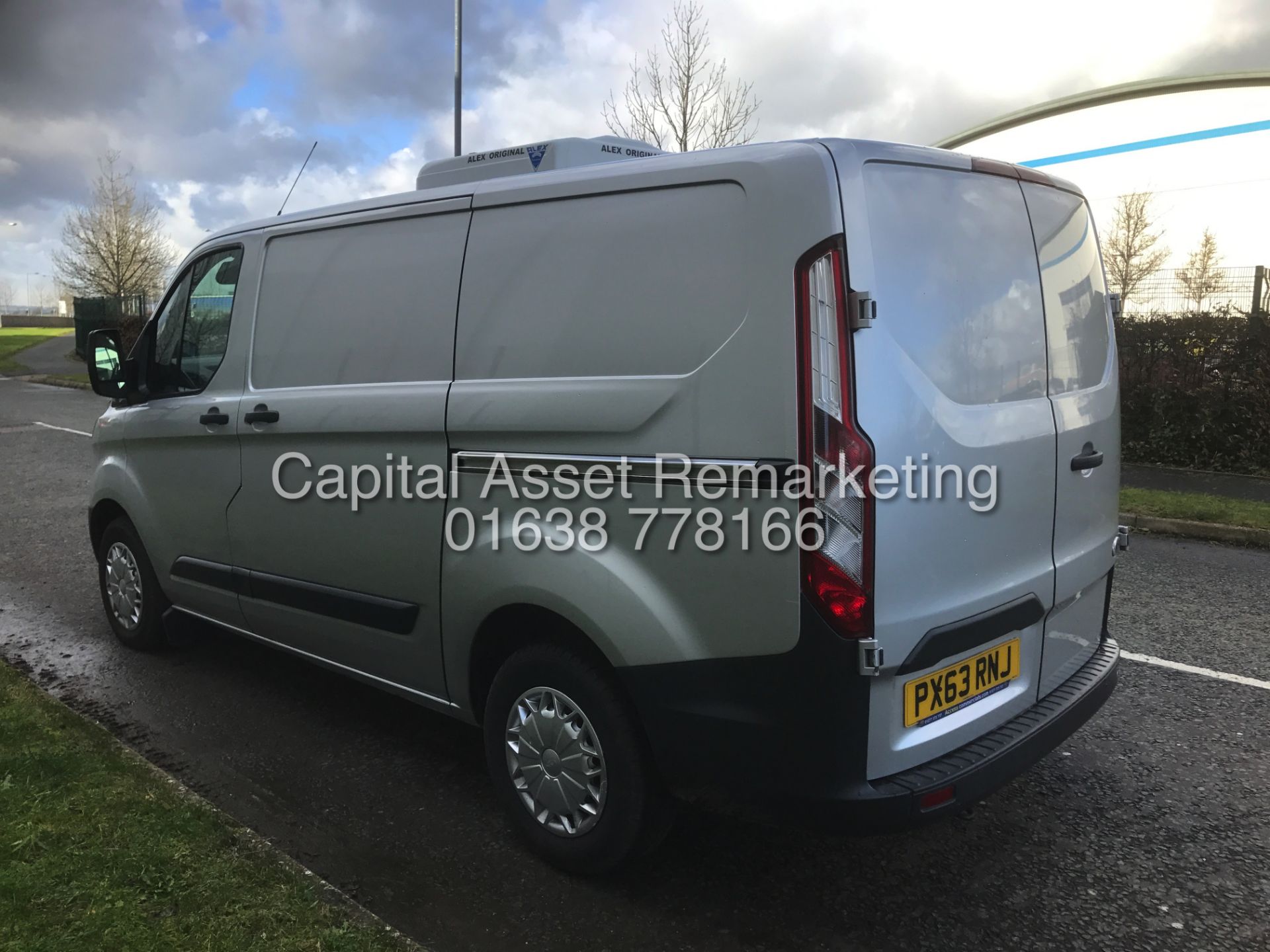 FORD TRANSIT CUSTOM 2.2TDCI "125BHP" FIRDGE VAN (2014 MODEL - NEW SHAPE) 1 OWNER - OVERNIGHT STANDBY - Image 10 of 18