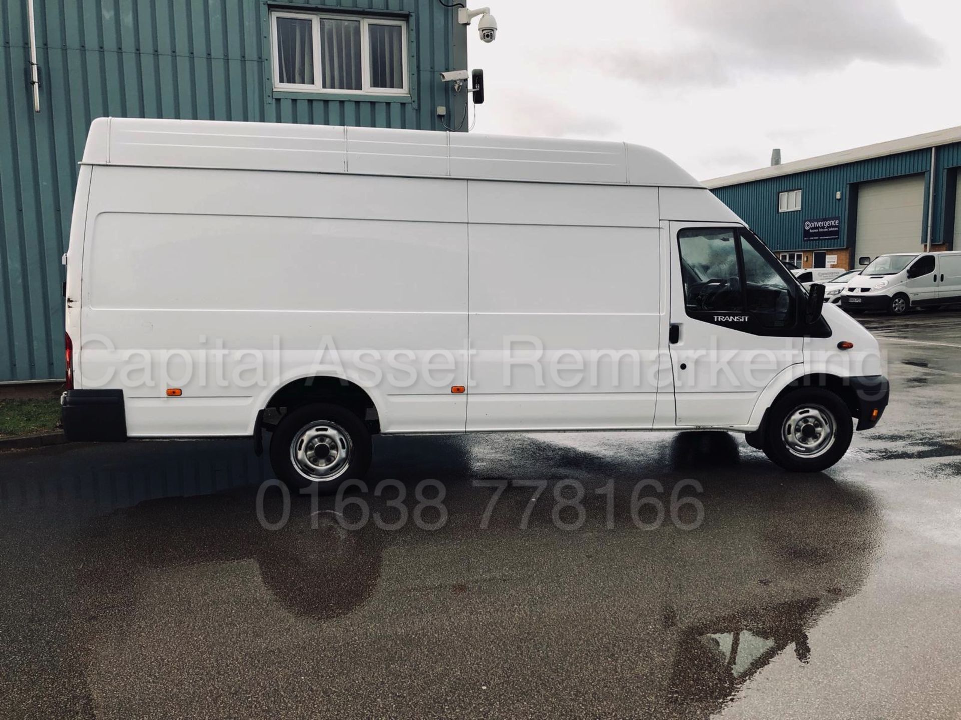 FORD TRANSIT 115 T350L RWD 'XLWB HI-ROOF - JUMBO' (2012 MODEL) '2.4 TDCI - 115 BHP - 6 SPEED' - Bild 12 aus 23