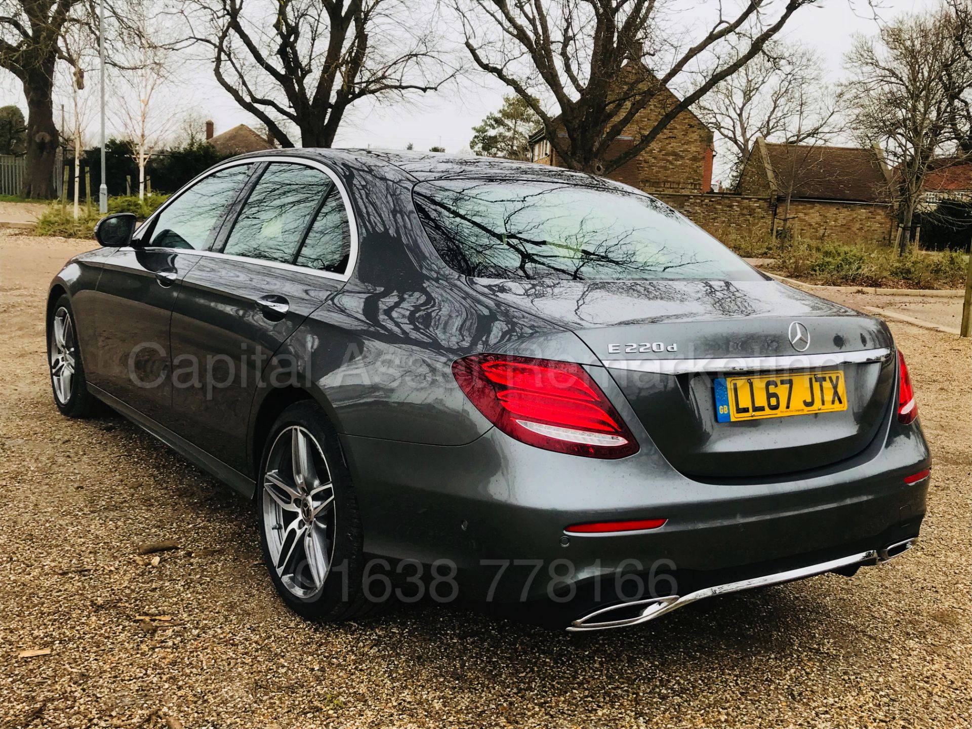 MERCEDES-BENZ E220D 'AMG PREMIUM PLUS' (2017 - 67 REG) '9-G TRONIC - SAT NAV - PAN ROOF' *HUGE SPEC* - Image 13 of 60