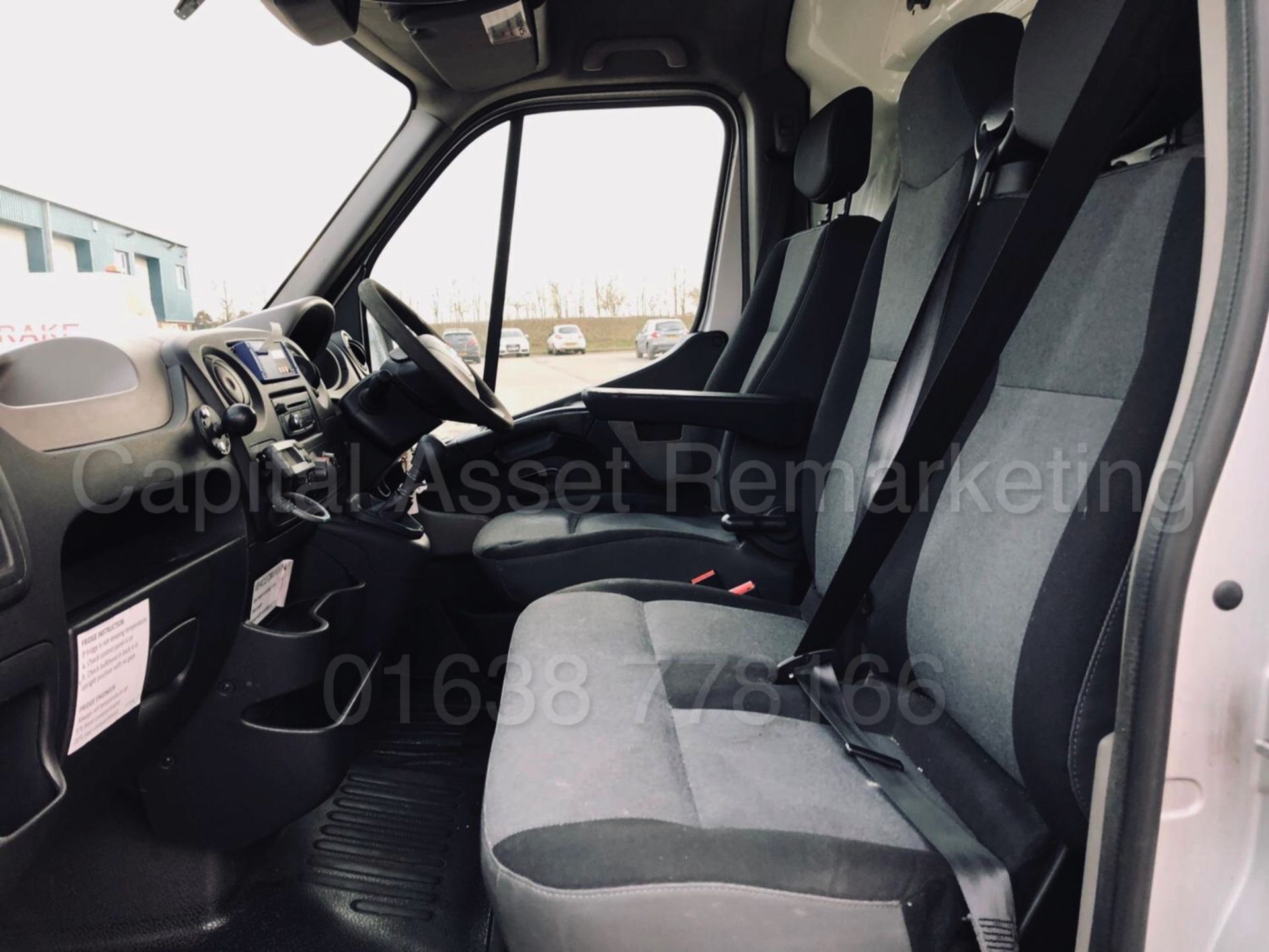 NISSAN NV400 'SE - LWB - FRIDGE / FREEZER VAN' (2014 MODEL) '2.3 DCI - 125 BHP - 6 SPEED' - Image 21 of 35