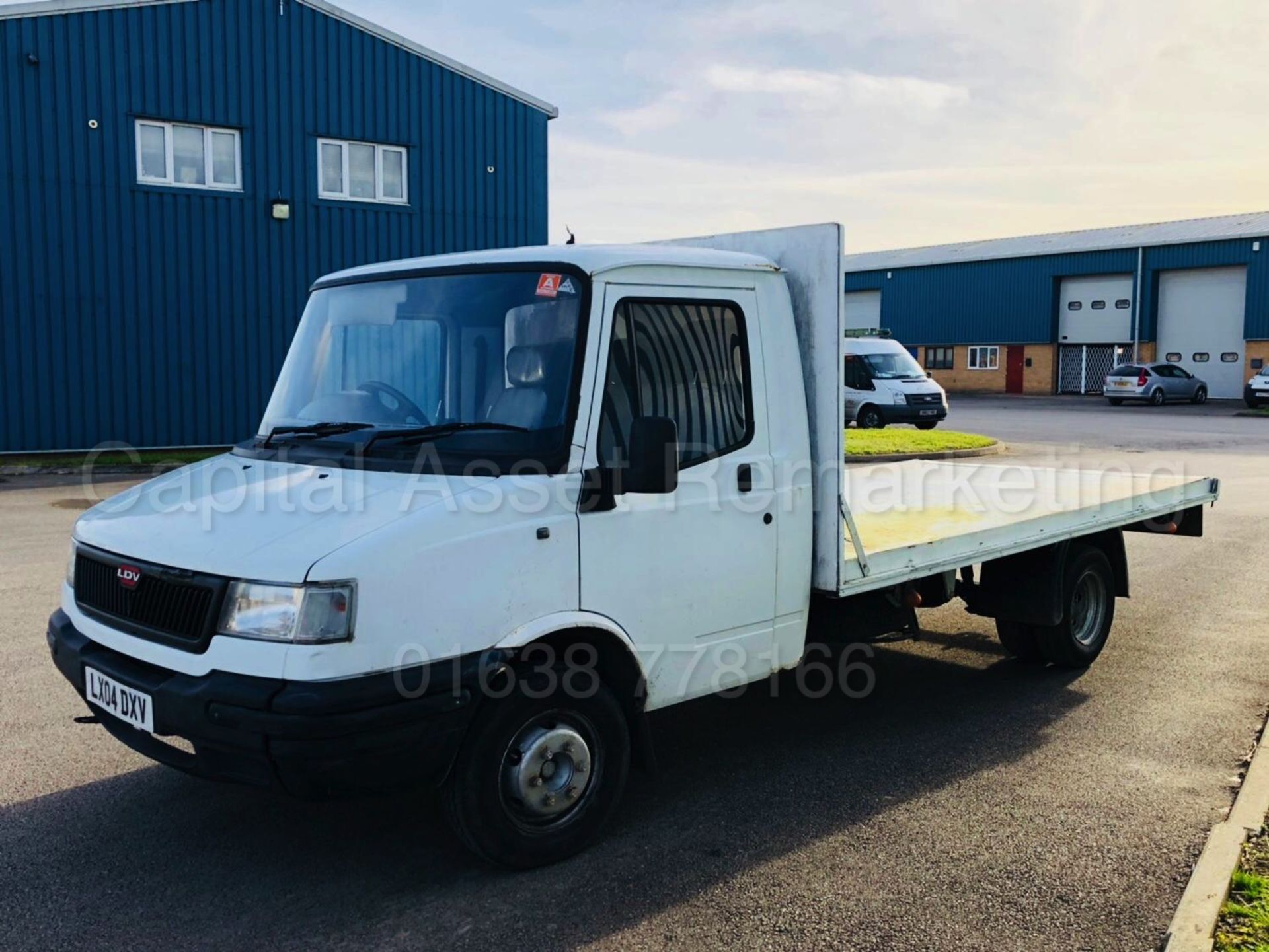 (On Sale) LDV CONVOY 400 'LWB - FLATBED TRUCK' (2004) '2.4 TDCI - 5 SPEED' (NO VAT - SAVE 20%) - Image 2 of 13