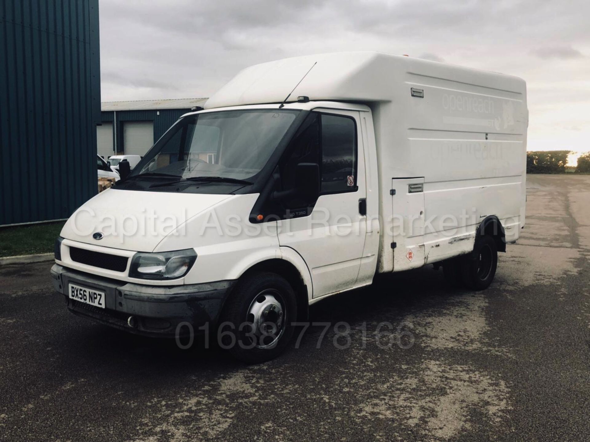 FORD TRANSIT 350 'BOX / LUTON VAN' (2006 - 56 REG) '2.4 TDCI - DIESEL' (1 COMPANY OWNER) *LOW MILES* - Image 3 of 21