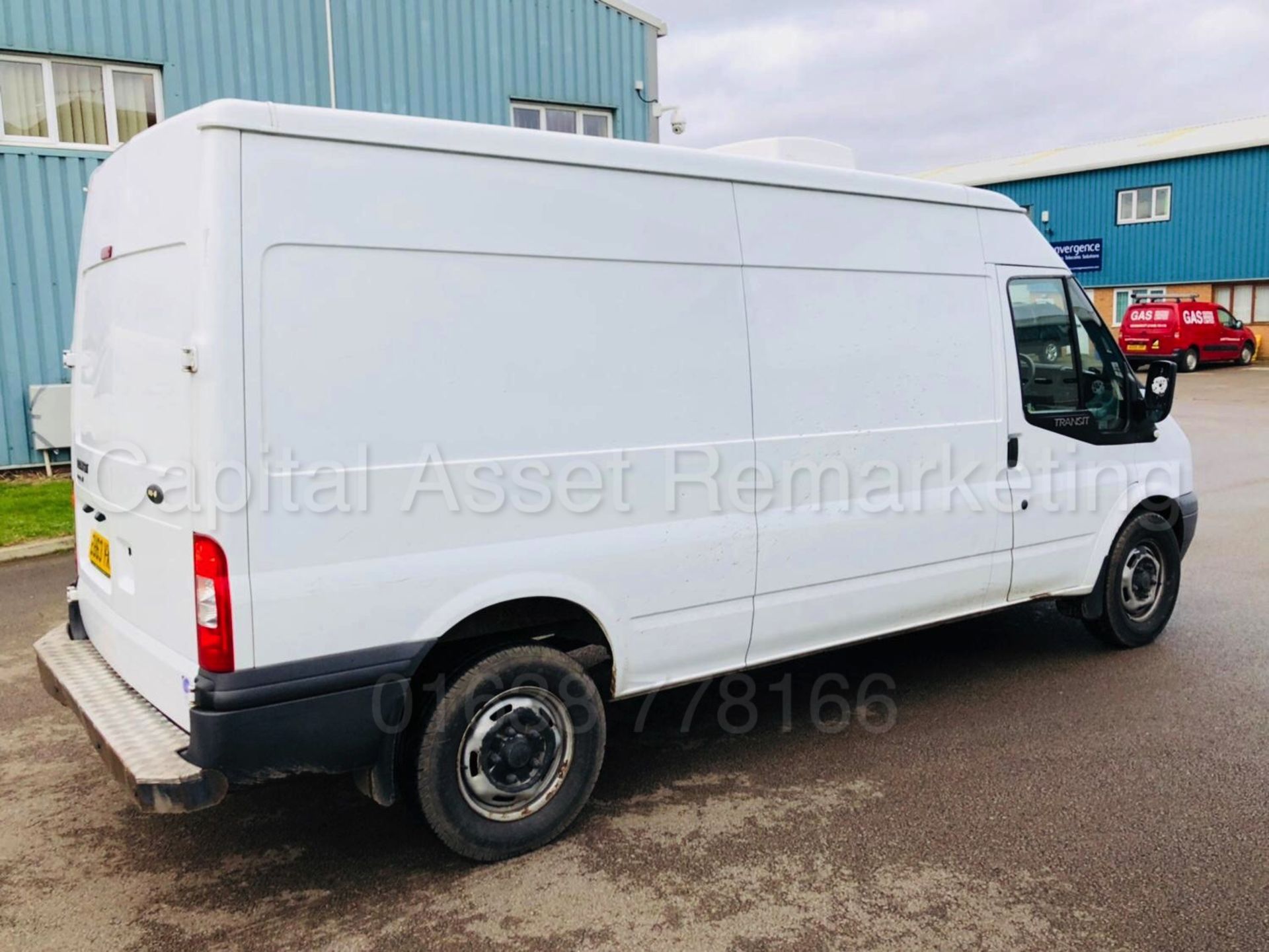 FORD TRANSIT 125 T350 'LWB - FRIDGE / FREEZER VAN' (2014 MODEL) '2.2 TDCI - 125 BHP - 6 SPEED' - Image 7 of 23