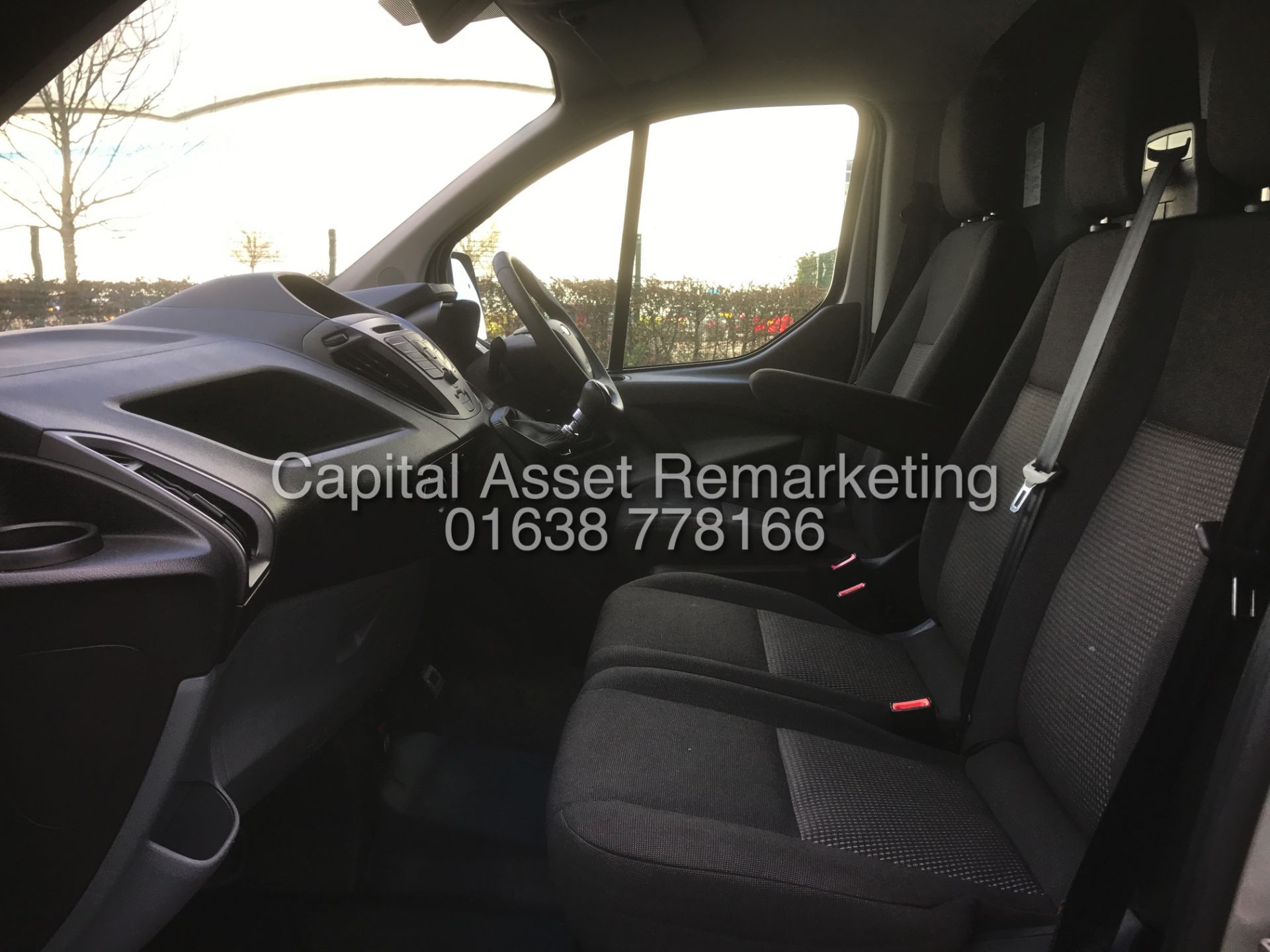 FORD TRANSIT CUSTOM 2.2TDCI "125BHP" FIRDGE VAN (2014 MODEL - NEW SHAPE) 1 OWNER - OVERNIGHT STANDBY - Image 14 of 18