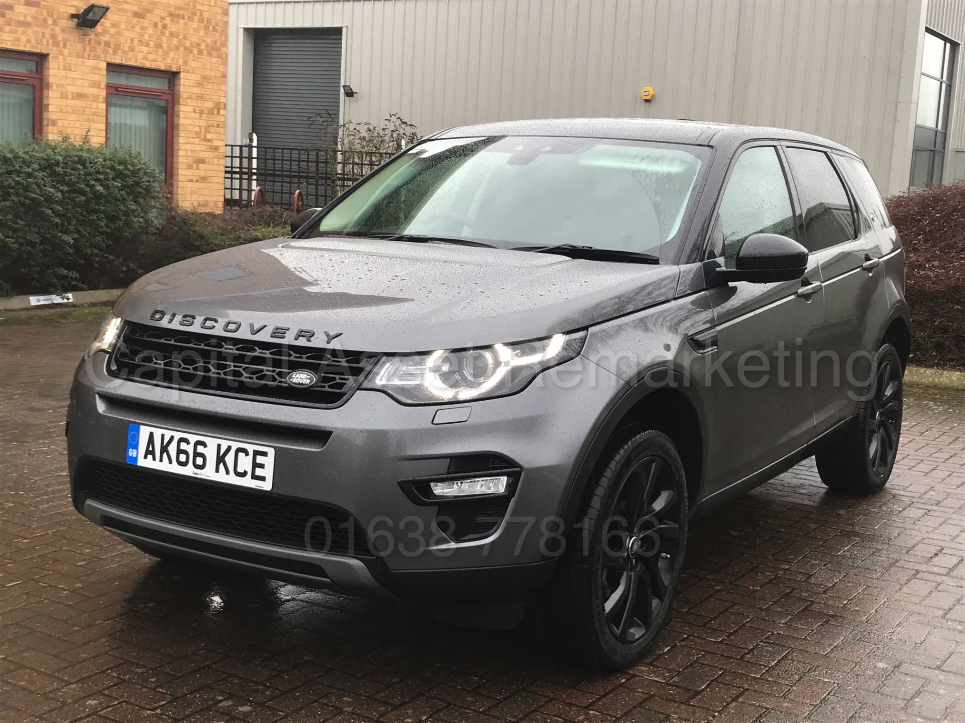 LAND ROVER DISCOVERY SPORT 'HSE - BLACK' (2017 MODEL) '2.0 TD4 - AUTO - 7 SEATER' *MASSIVE SPEC* - Image 2 of 53