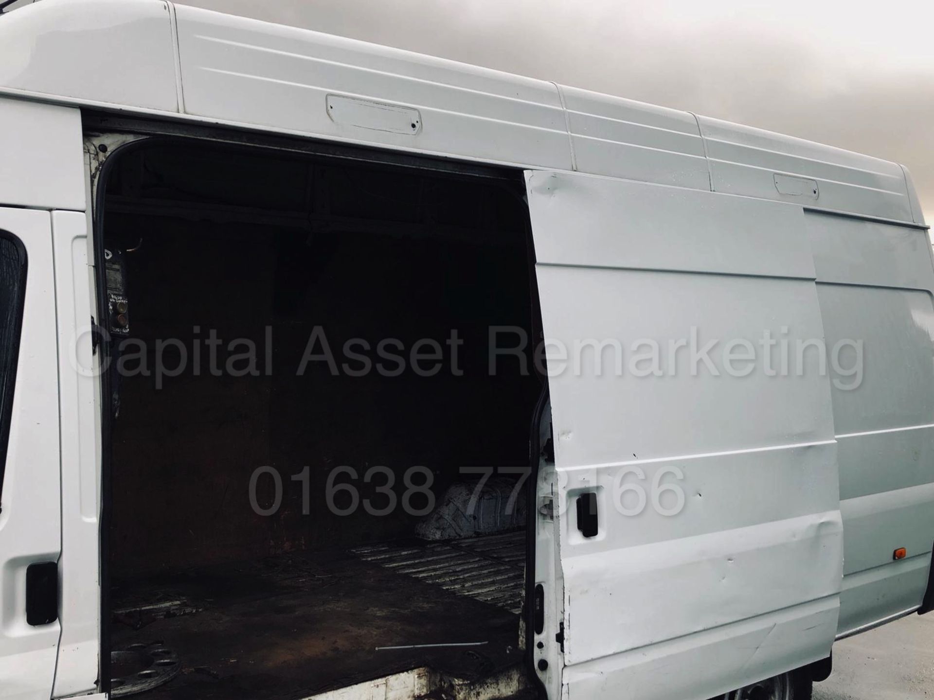 FORD TRANSIT 115 T350L RWD 'XLWB HI-ROOF - JUMBO' (2012 MODEL) '2.4 TDCI - 115 BHP - 6 SPEED' - Image 19 of 23