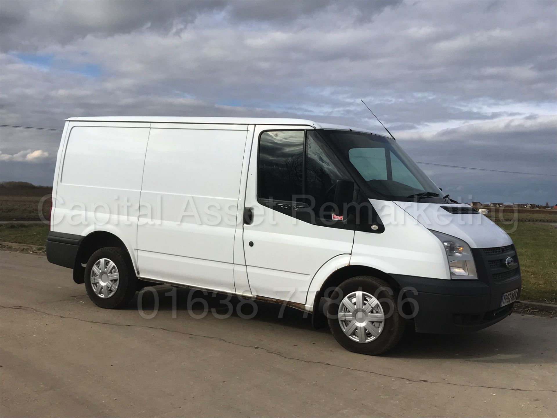 (On Sale) FORD TRANSIT FWD 'SWB - PANEL VAN' (2013 MODEL) '2.2 TDCI - 100 BHP - 6 SPEED' *1 OWNER* - Image 10 of 25