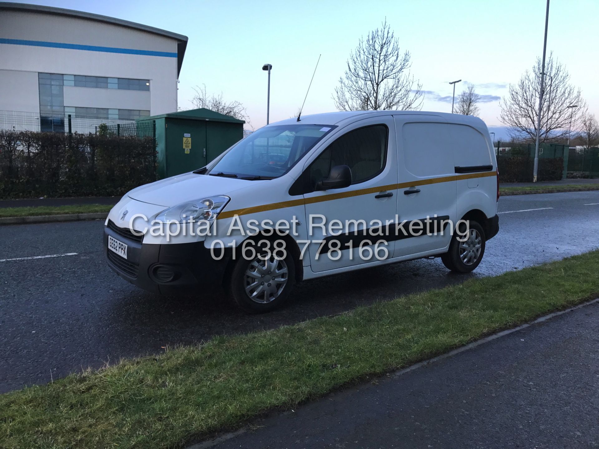 PEUGEOT PARTNER 1.6HDI (2013 MODEL - NEW SHAPE) SIDE LOADING DOOR - ELEC PACK - Image 3 of 13