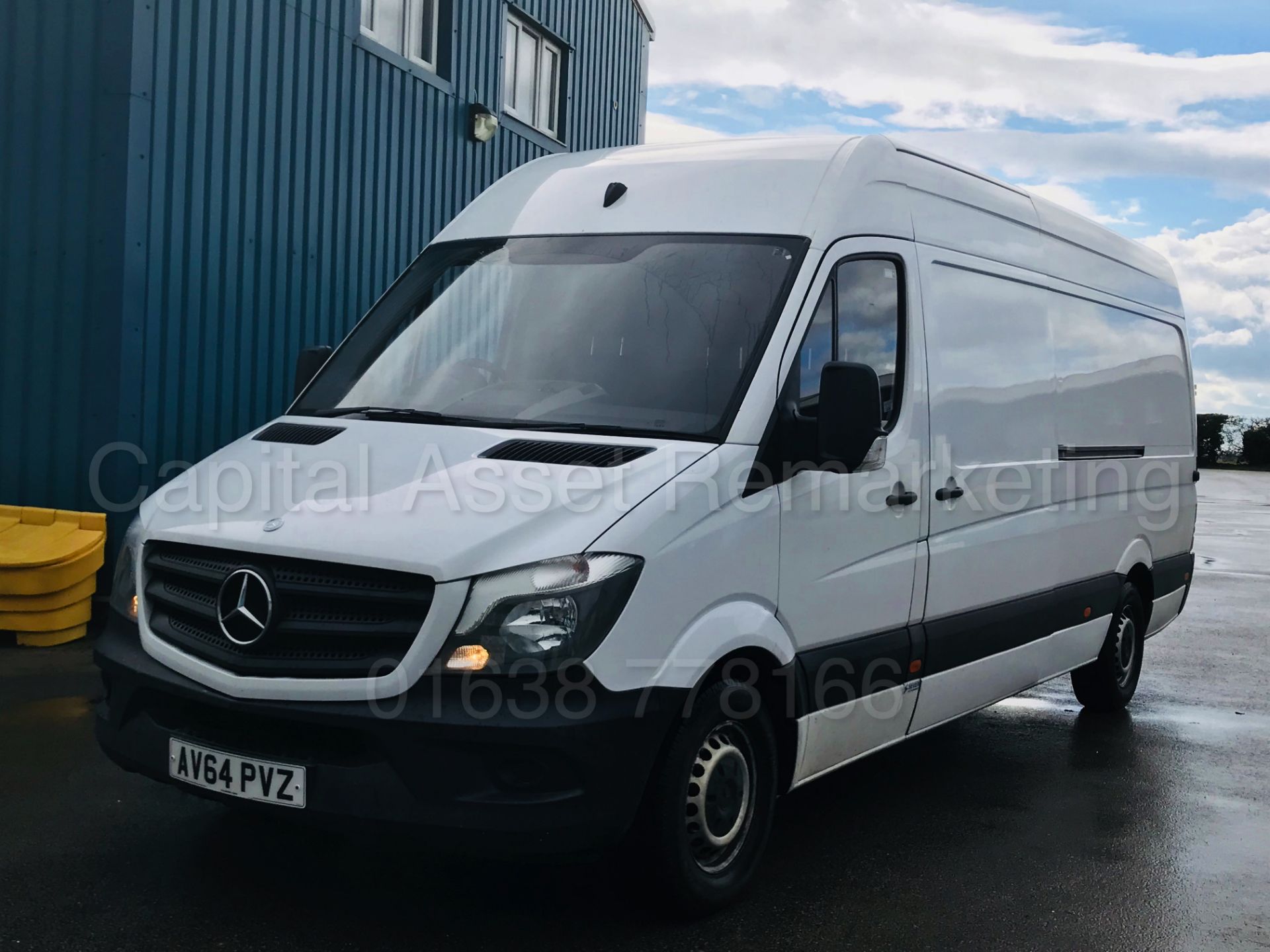 (On Sale) MERCEDES-BENZ SPRINTER 313 CDI 'LWB HI-ROOF' (2015 MODEL) '130 BHP - 6 SPEED' (1 OWNER) - Image 4 of 31