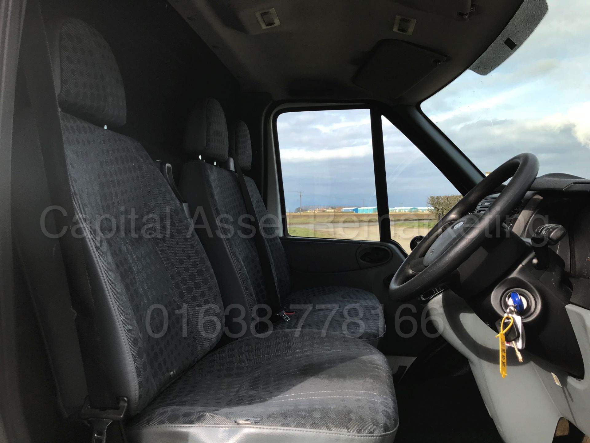 (On Sale) FORD TRANSIT FWD 'SWB - PANEL VAN' (2013 MODEL) '2.2 TDCI - 100 BHP - 6 SPEED' *1 OWNER* - Image 17 of 25