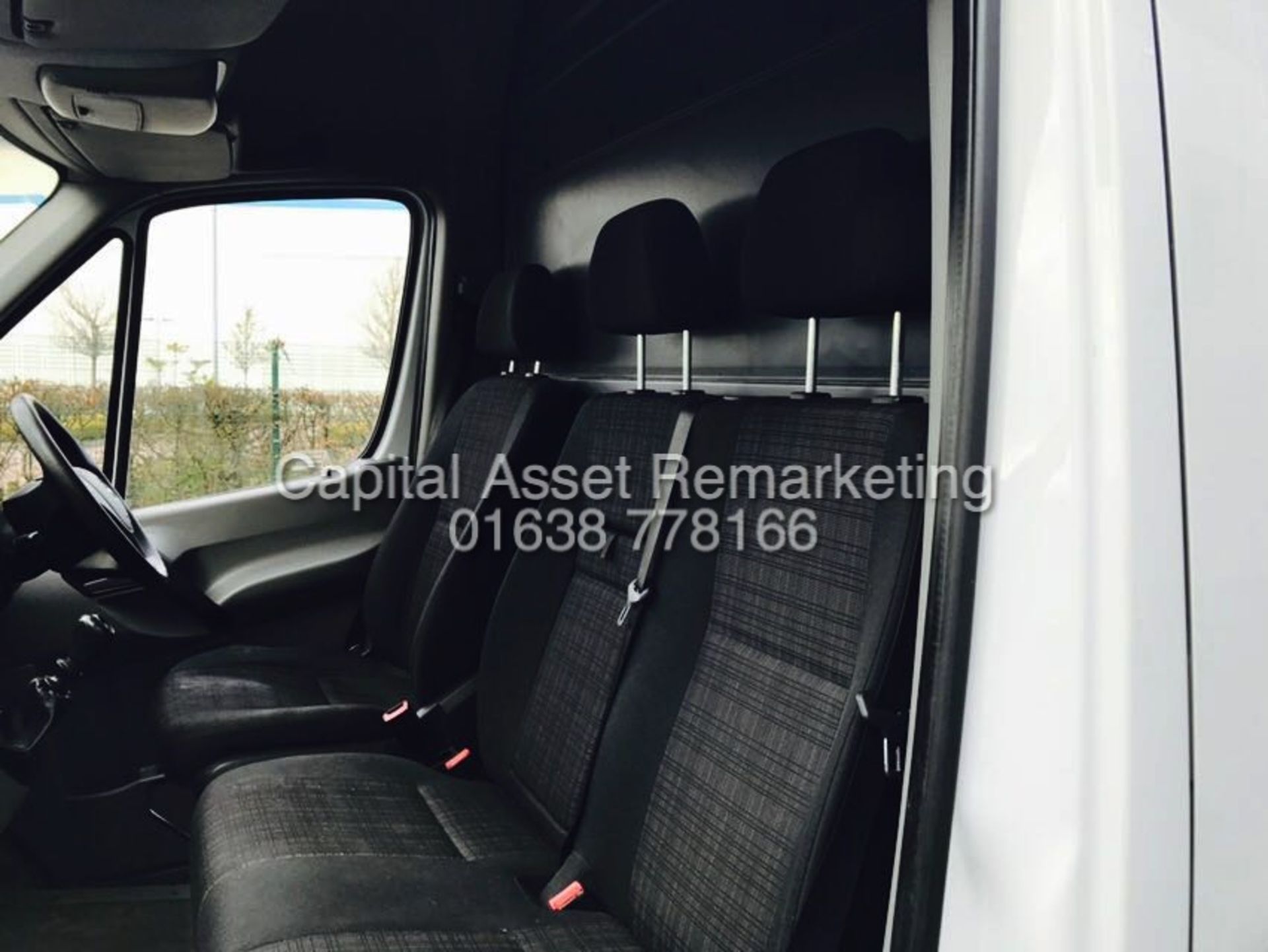 (ON SALE) MERCEDES SPRINTER 313CDI "130BHP" LWB / HI TOP (14 REG) LEZ COMPLIANT - CRUISE - LOW MILES - Image 8 of 12