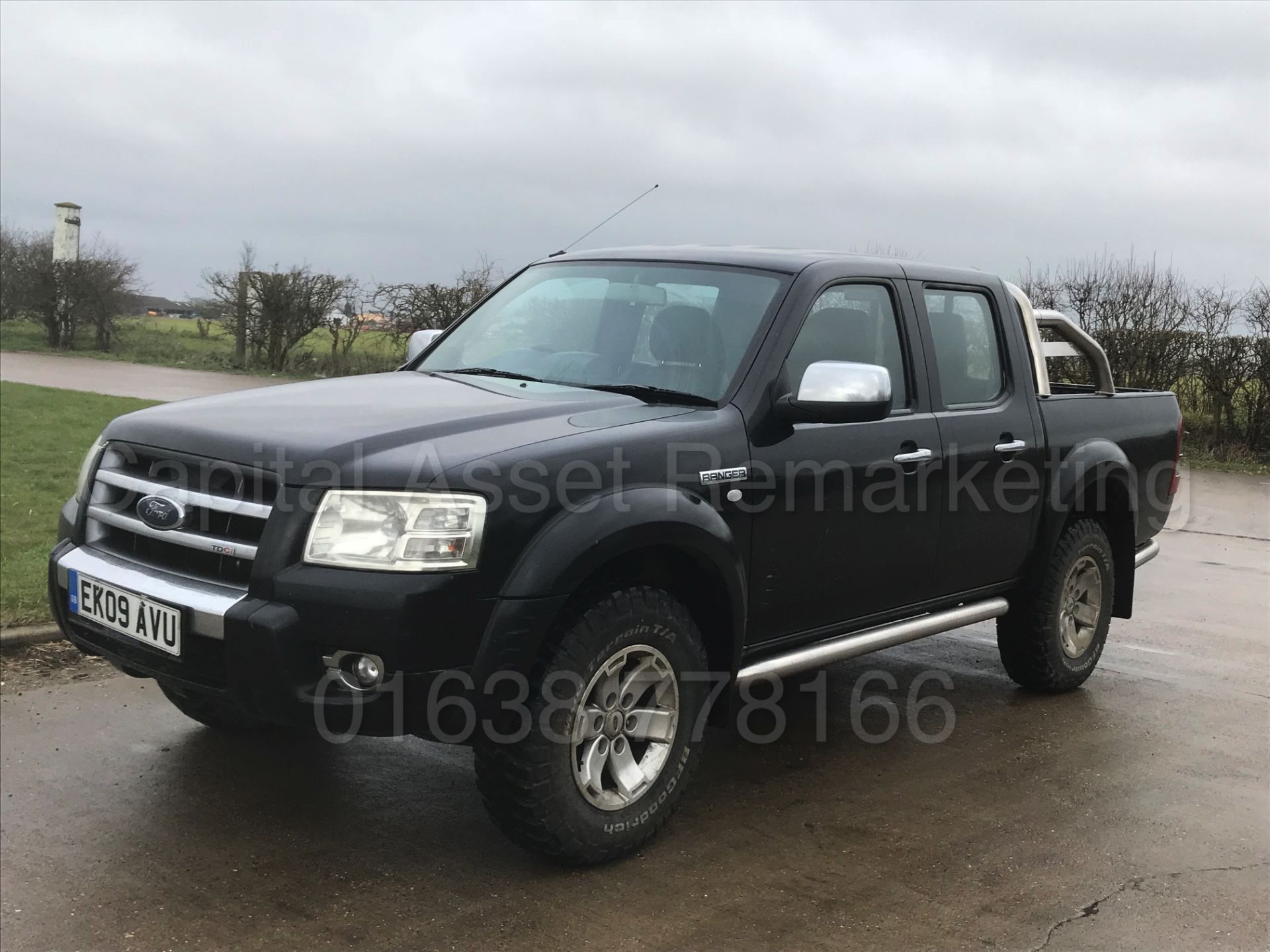 FORD RANGER 'THUNDER' DOUBLE CAB PICK-UP (2009 ) '2.5 TDCI - 143 BHP' *LEATHER - AIR CON* (NO VAT) - Image 2 of 29