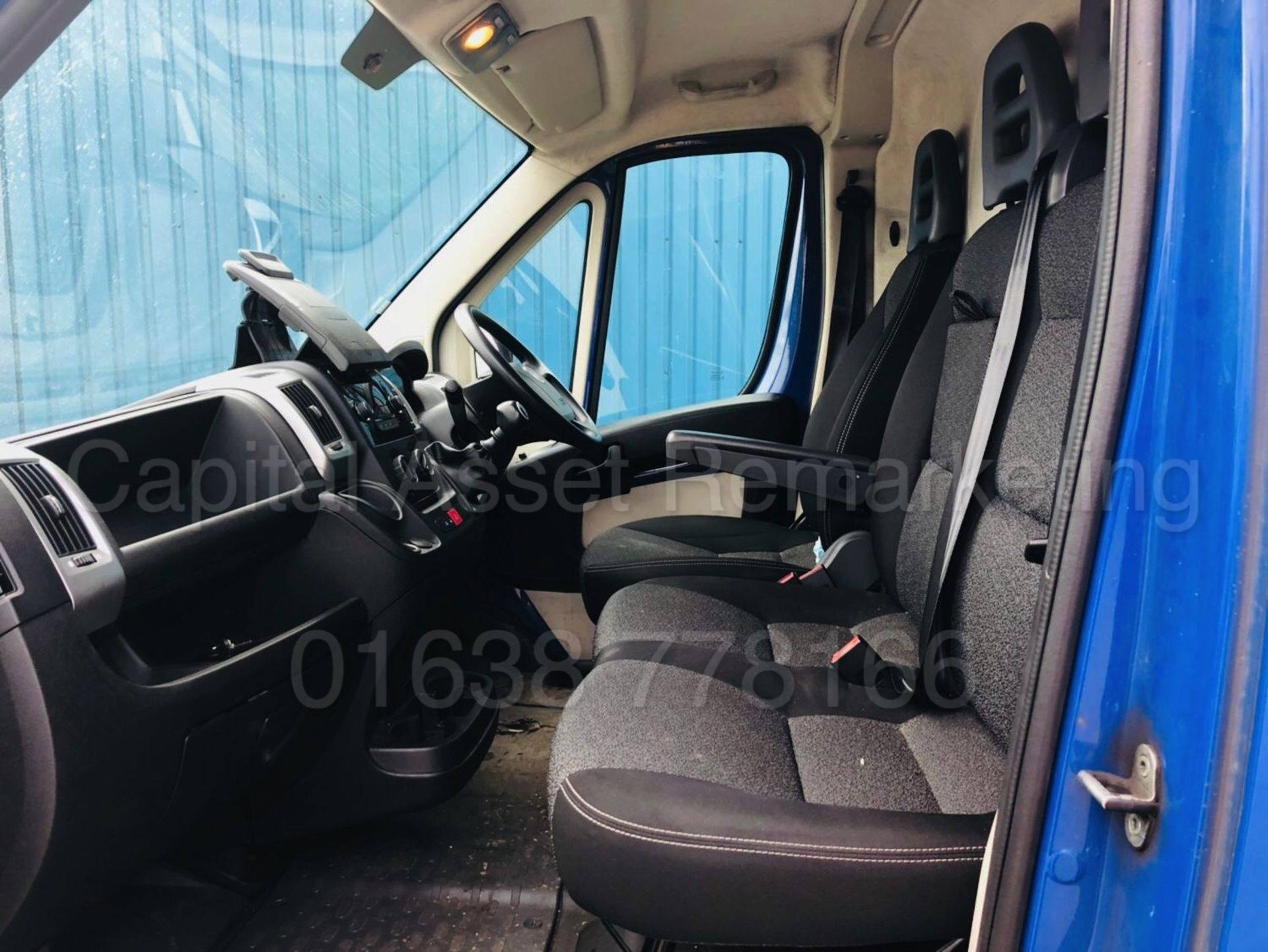 FIAT DUCATO 'XLWB HI-ROOF - MAXI' (2016 MODEL) '2.3 DIESEL - 130 BHP - 6 SPEED' (1 OWNER FROM NEW) - Image 29 of 32