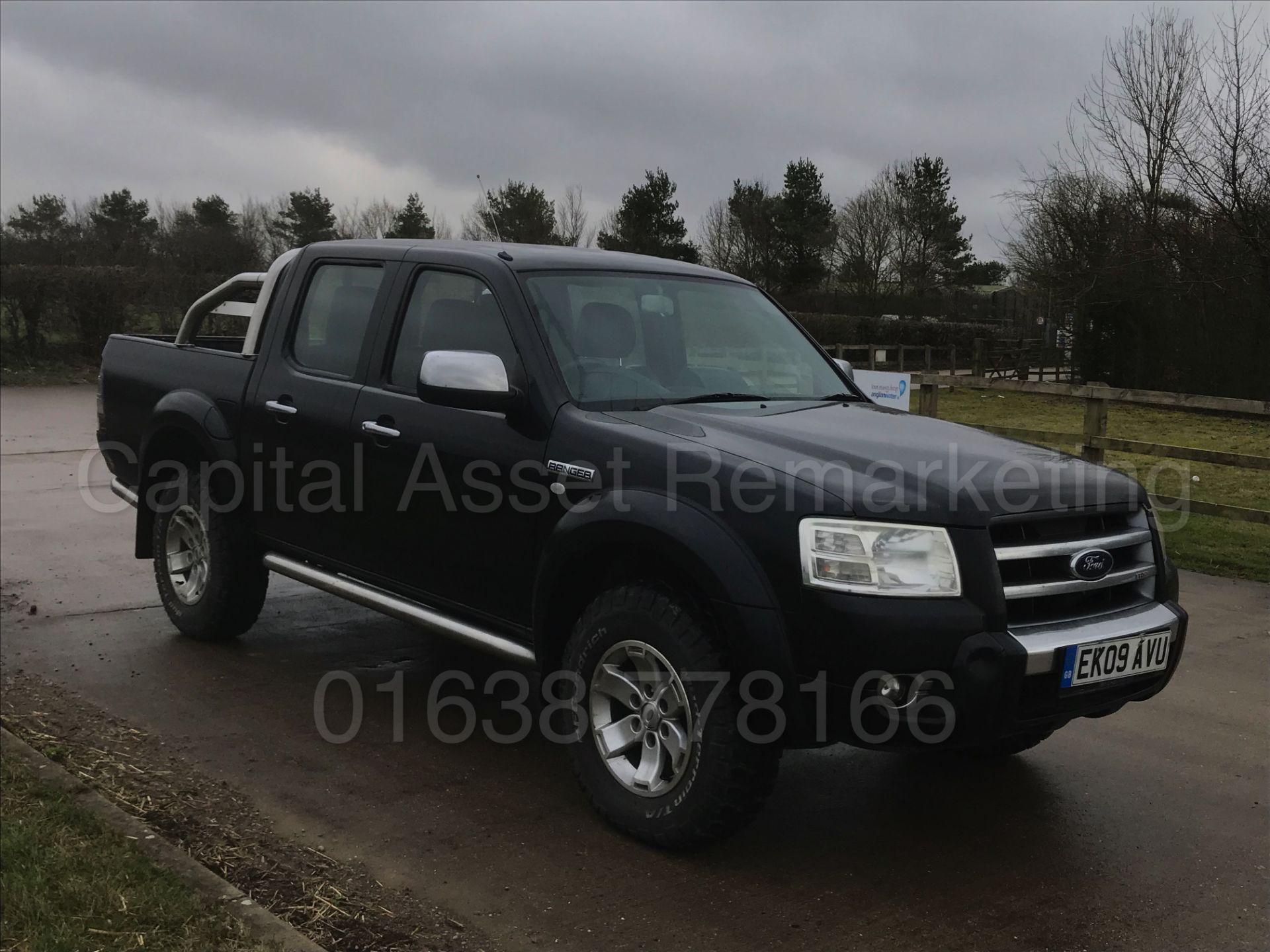 FORD RANGER 'THUNDER' DOUBLE CAB PICK-UP (2009 ) '2.5 TDCI - 143 BHP' *LEATHER - AIR CON* (NO VAT) - Image 10 of 29