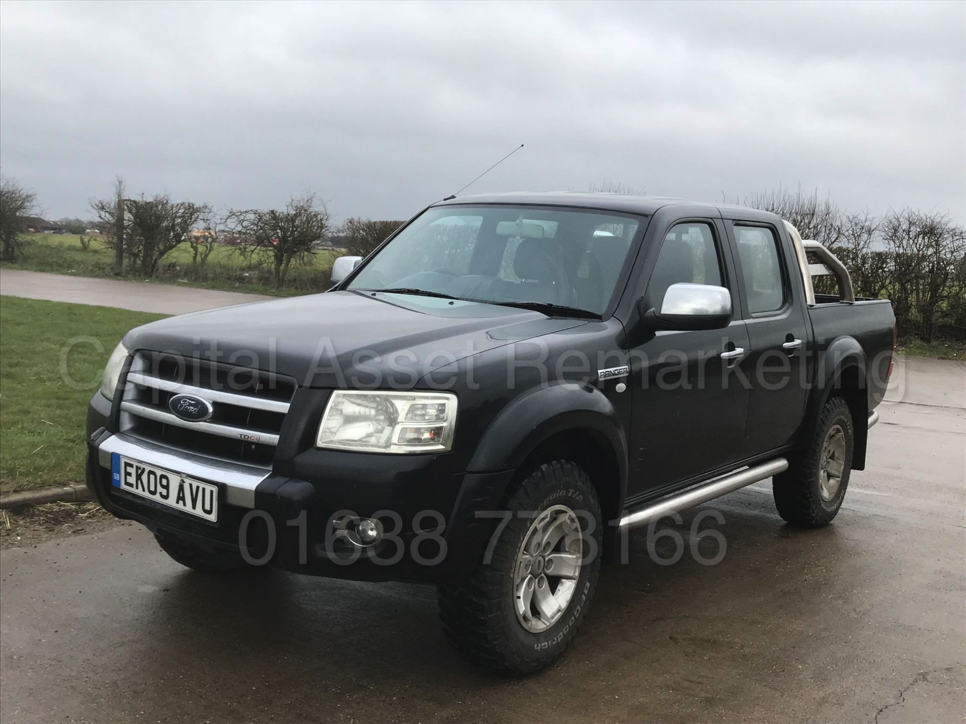 FORD RANGER 'THUNDER' DOUBLE CAB PICK-UP (2009 ) '2.5 TDCI - 143 BHP' *LEATHER - AIR CON* (NO VAT) - Image 3 of 29