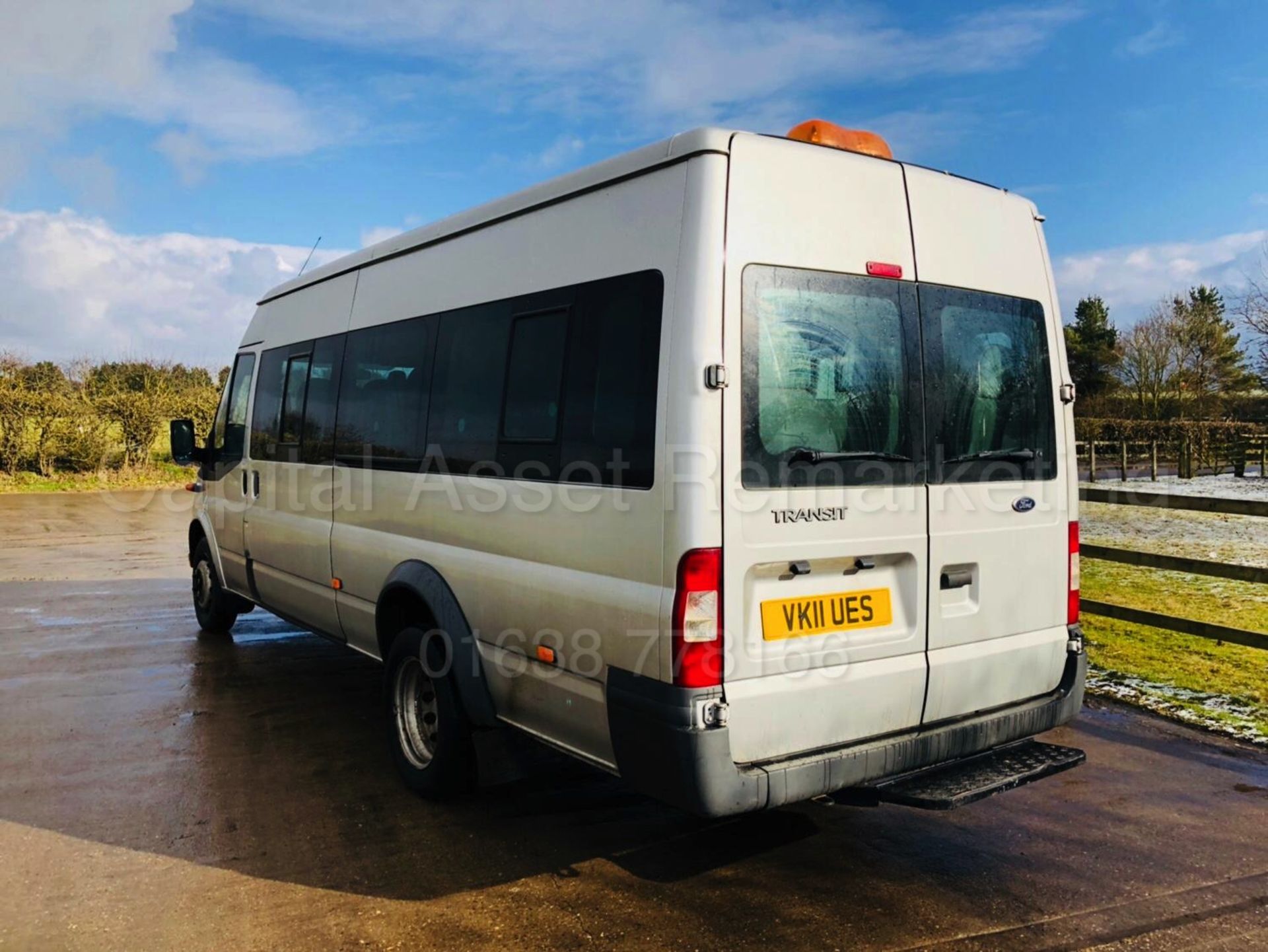 FORD TRANSIT 115 T430 'XLWB - 17 SEATER MINI-BUS' (2011) '2.4 TDCI - 115 BHP - 6 SPEED' *LOW MILES* - Image 8 of 26