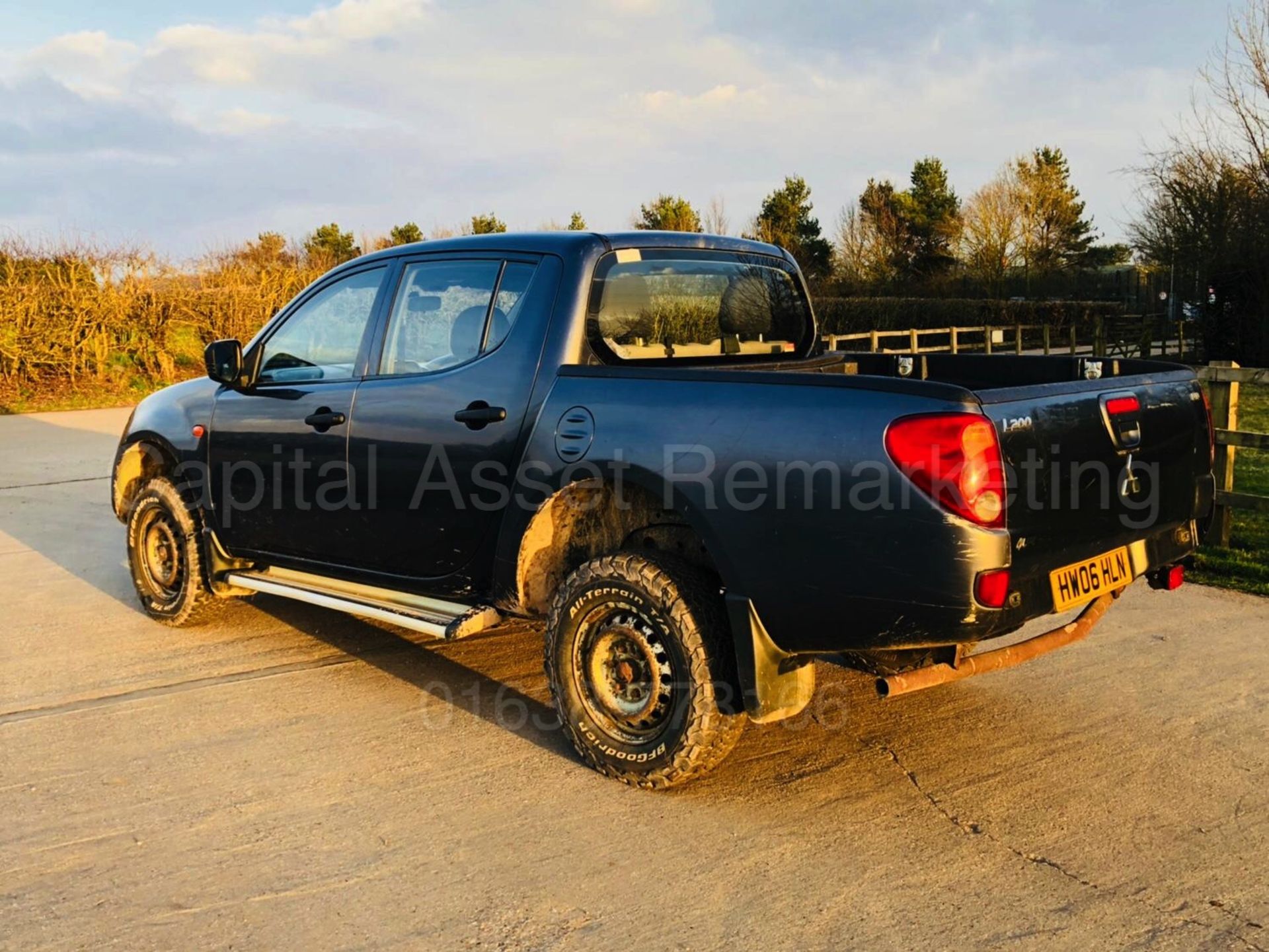 (On Sale) MITSUBISHI L200 '4 LIFE' DOUBLE CAB PICK-UP (2006) '2.5 DI-D - 136 BHP' *AIR CON* (NO VAT) - Image 6 of 20