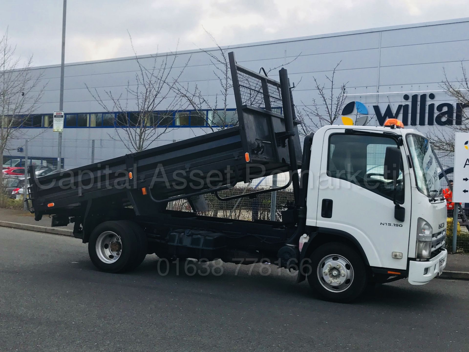 (On Sale) ISUZU TRUCKS FORWARD N75.190 'TIPPER' (2010) '5.2 DIESEL - 190 BHP' **LOW MILES** - Image 14 of 38