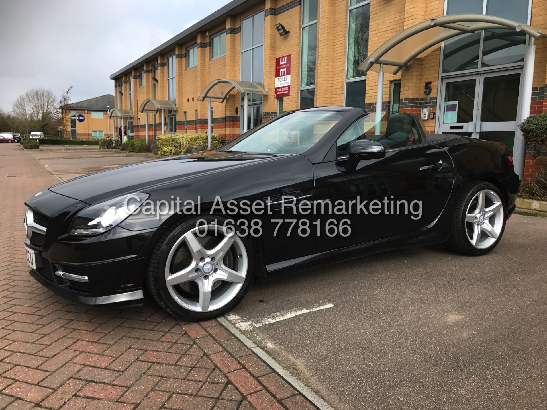 MERCEDES-BENZ SLK 250CDI TIP-TRONIC "AMG SPORT" ROADSTER (13 REG) SAT NAV -TWO TONE LEATHER -ONLY45K - Image 15 of 33