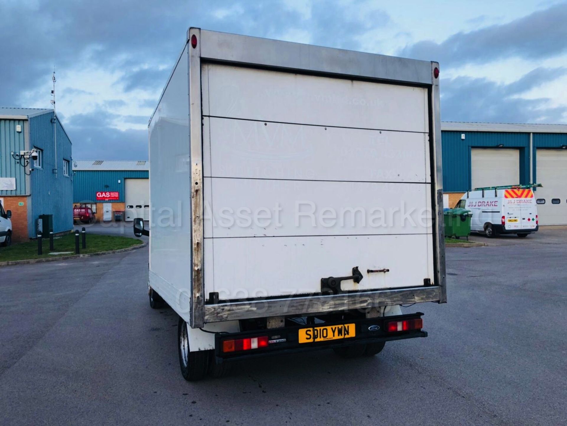 FORD TRANSIT 115 T350 'FRIDGE / FREEZER BOX VAN' (2010) '2.4 TDCI - 115 BHP - 6 SPEED' - Image 8 of 18