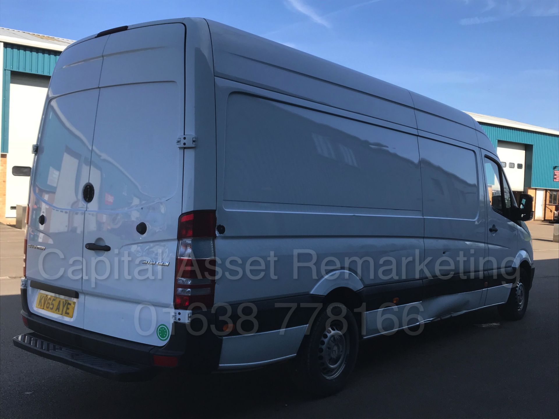 MERCEDES-BENZ SPRINTER 313 CDI 'LWB HI-ROOF' (2016 MODEL) '130 BHP - 6 SPEED' (1 OWNER-FULL HISTORY) - Bild 9 aus 32