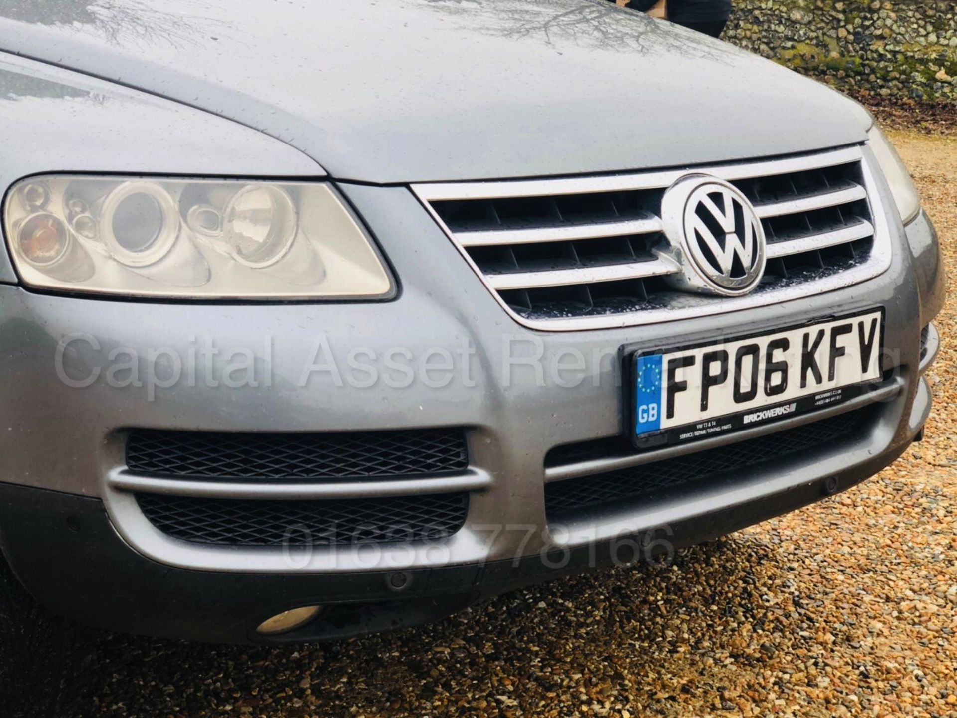 VOLKSWAGEN TOUAREG 'SPORT' (2006 - 06 REG) '2.5 TDI - 175 BHP - AUTO - LEATHER - SAT NAV' (NO VAT) - Bild 14 aus 29