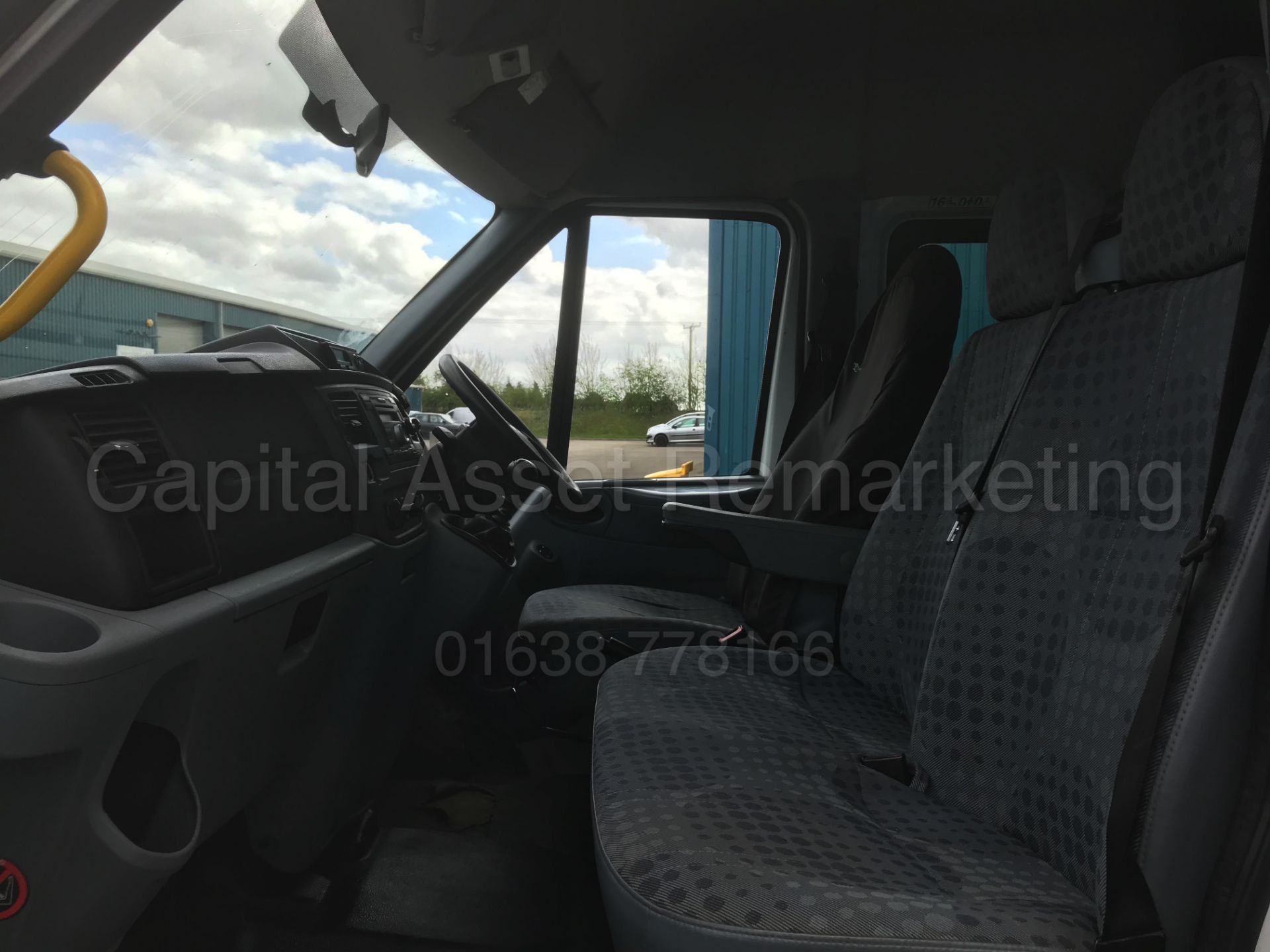 (On Sale) FORD TRANSIT 135 T430 'XLWB - 17 SEATER MINI-BUS' (2012) '2.2 TDCI - 135 BHP - 6 SPEED' - Bild 18 aus 34