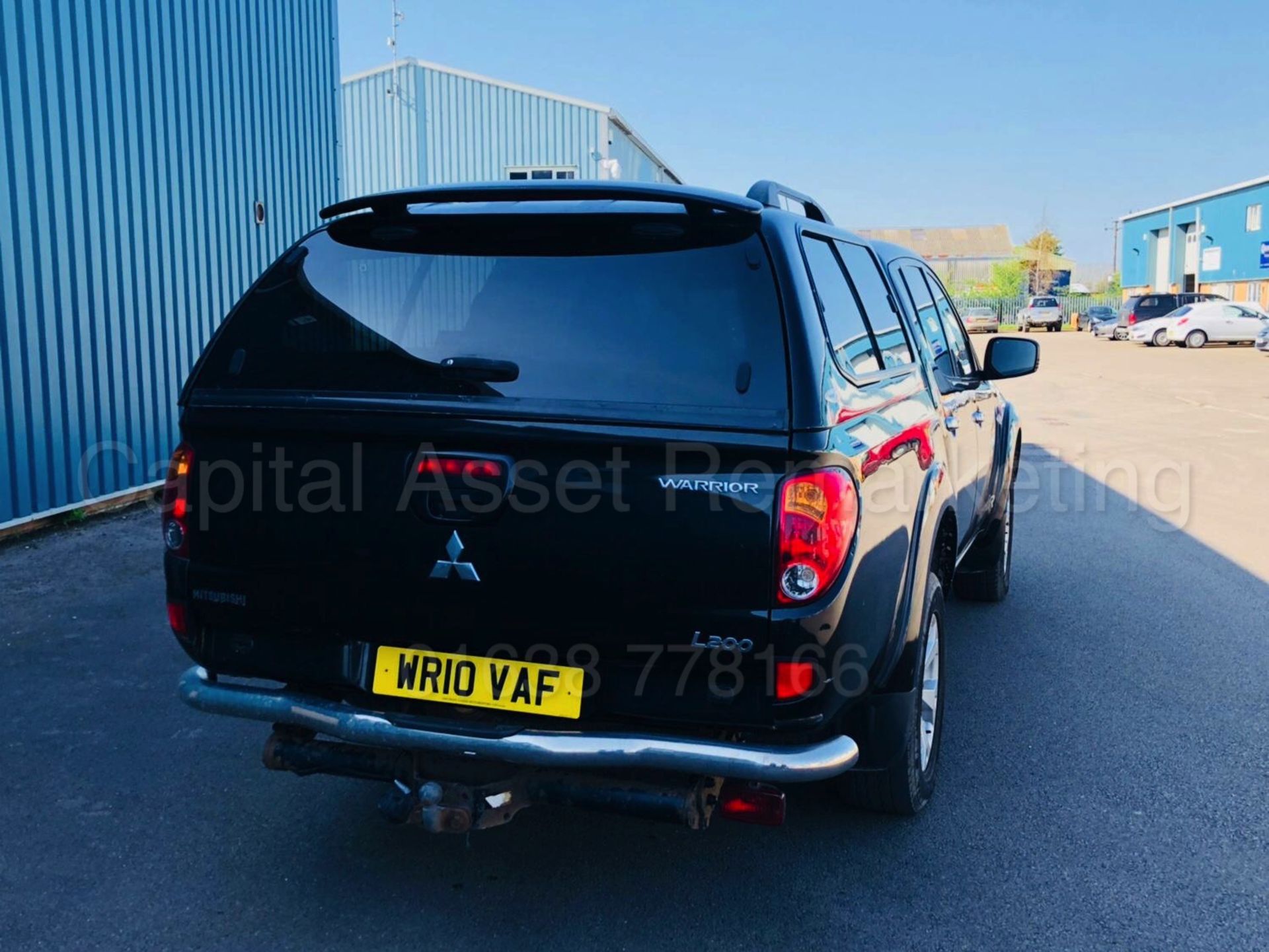 MITSUBISHI L200 'WARRIOR' DOUBLE CAB PICK-UP (2010) '2.5 Di-D - 178 BHP' *AIR CON - LEATHER** - Image 10 of 35