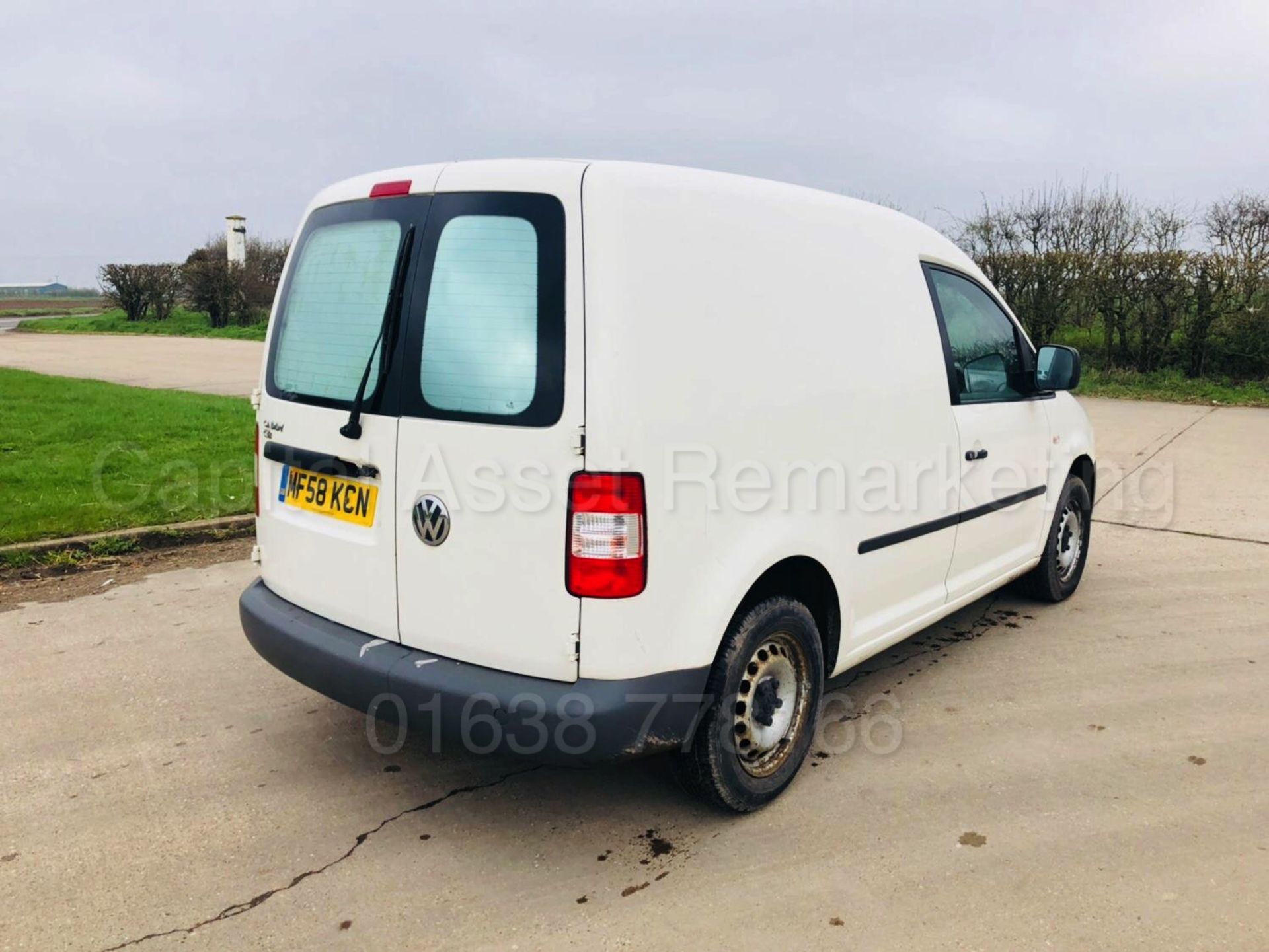 VOLKSWAGEN CADDY 'LCV - PANEL VAN' (2008 - 58 REG) '2.0 DIESEL - 5 SPEED' (NO VAT - SAVE 20%) - Bild 16 aus 19