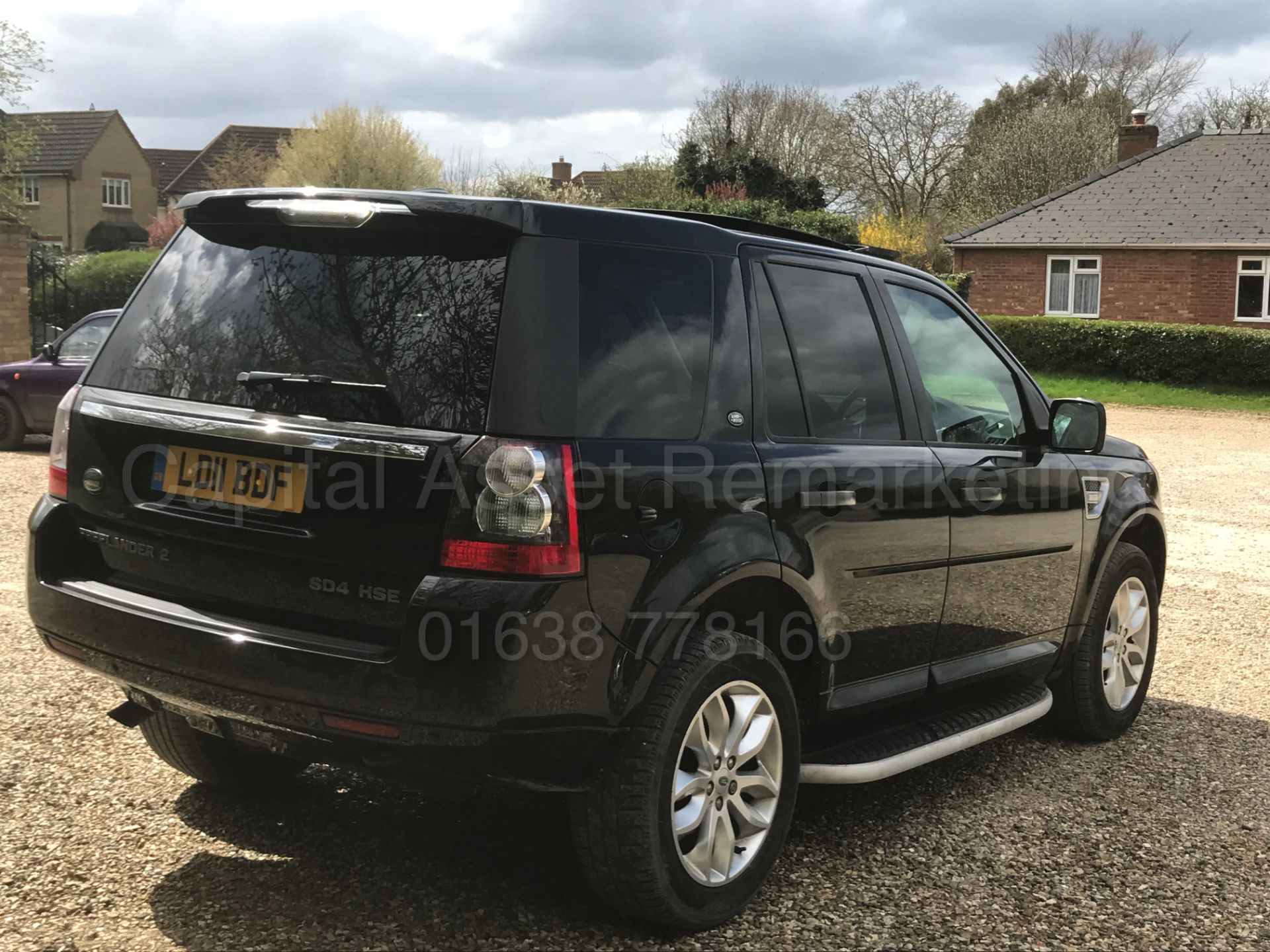 (On Sale) LAND ROVER FREELANDER 'HSE EDITION' (2011) '2.2 SD4 - AUTO' *SAT NAV - LEATHER - PAN ROOF* - Image 10 of 45