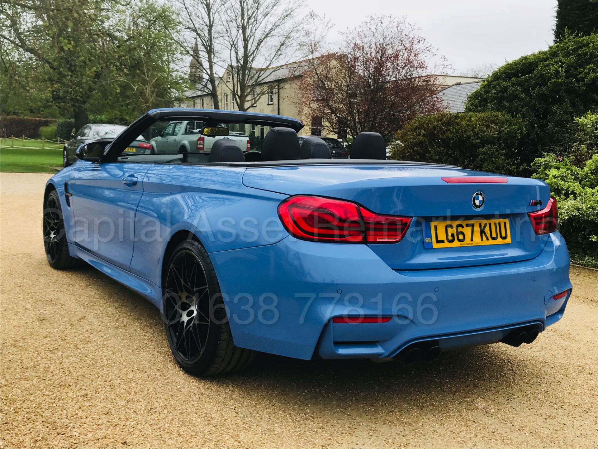 BMW M4 CONVERTIBLE *COMPETITION PACKAGE* (67 REG) 'M DCT AUTO - LEATHER - SAT NAV' **FULLY LOADED** - Image 17 of 68