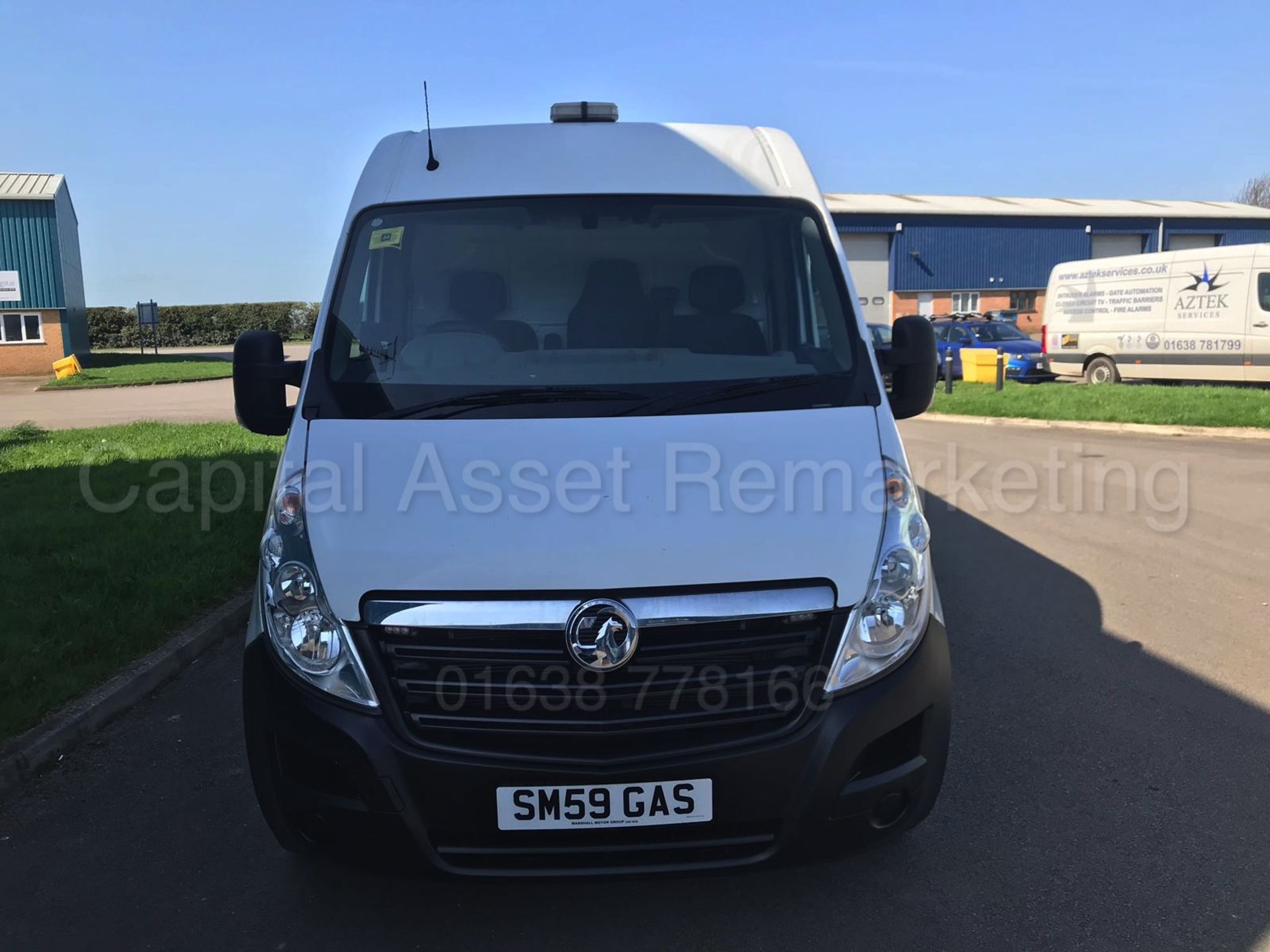 VAUXHALL MOVANO F3500 'LWB HI-ROOF' (2013 MODEL) '2.3 CDTI - 125 BHP - 6 SPEED' **AIR CON** - Image 11 of 21