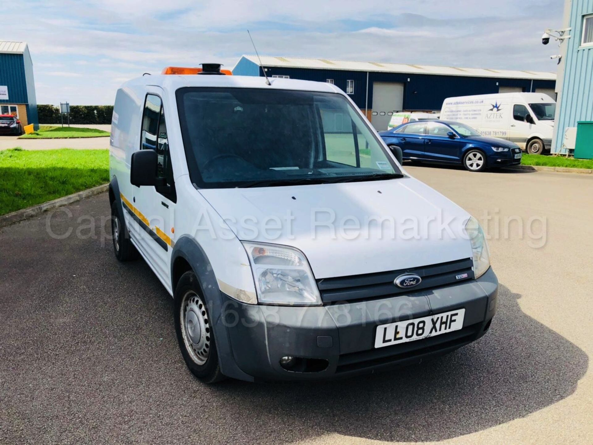 (On Sale) FORD TRANSIT CONNECT LX 90 T200 'PANEL VAN' (2008) '1.8 TDCI - 90 BHP - 5 SPEED' - Image 8 of 17